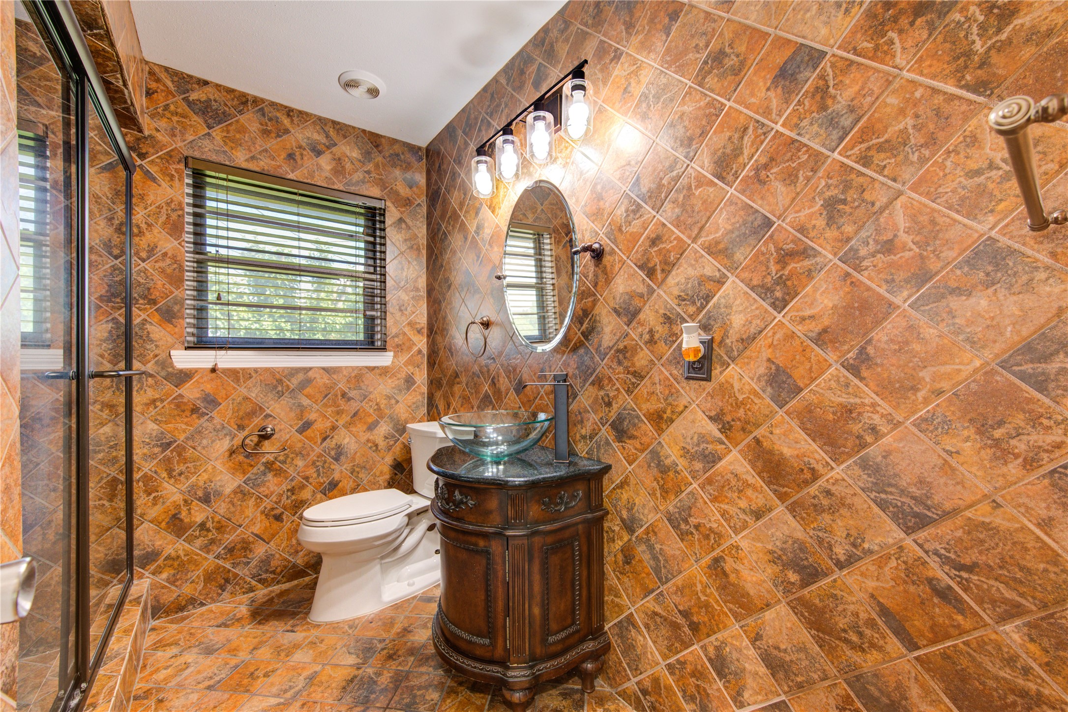 9922 Carmalee Street Property Photo 31