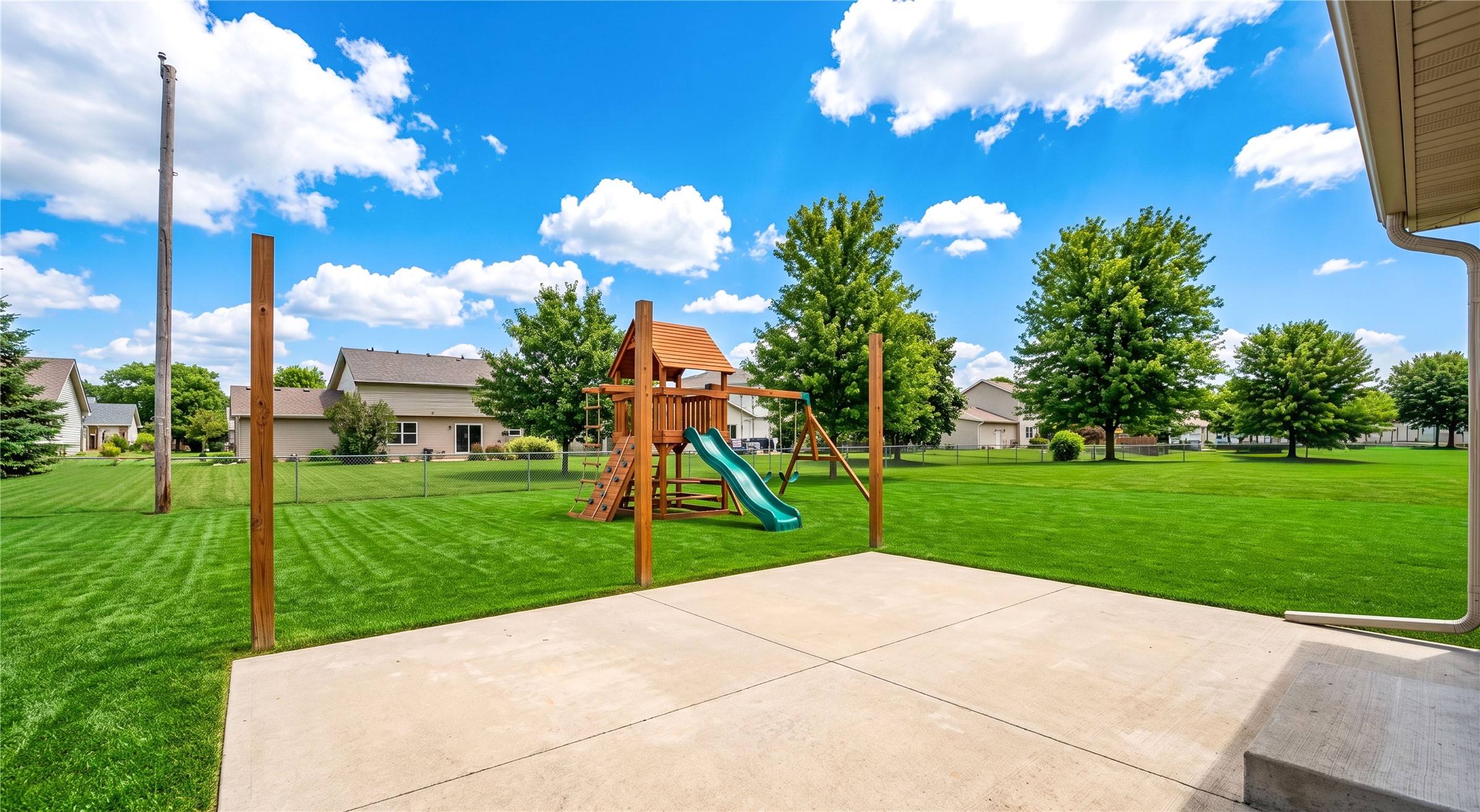 9922 Carmalee Street Property Photo 43