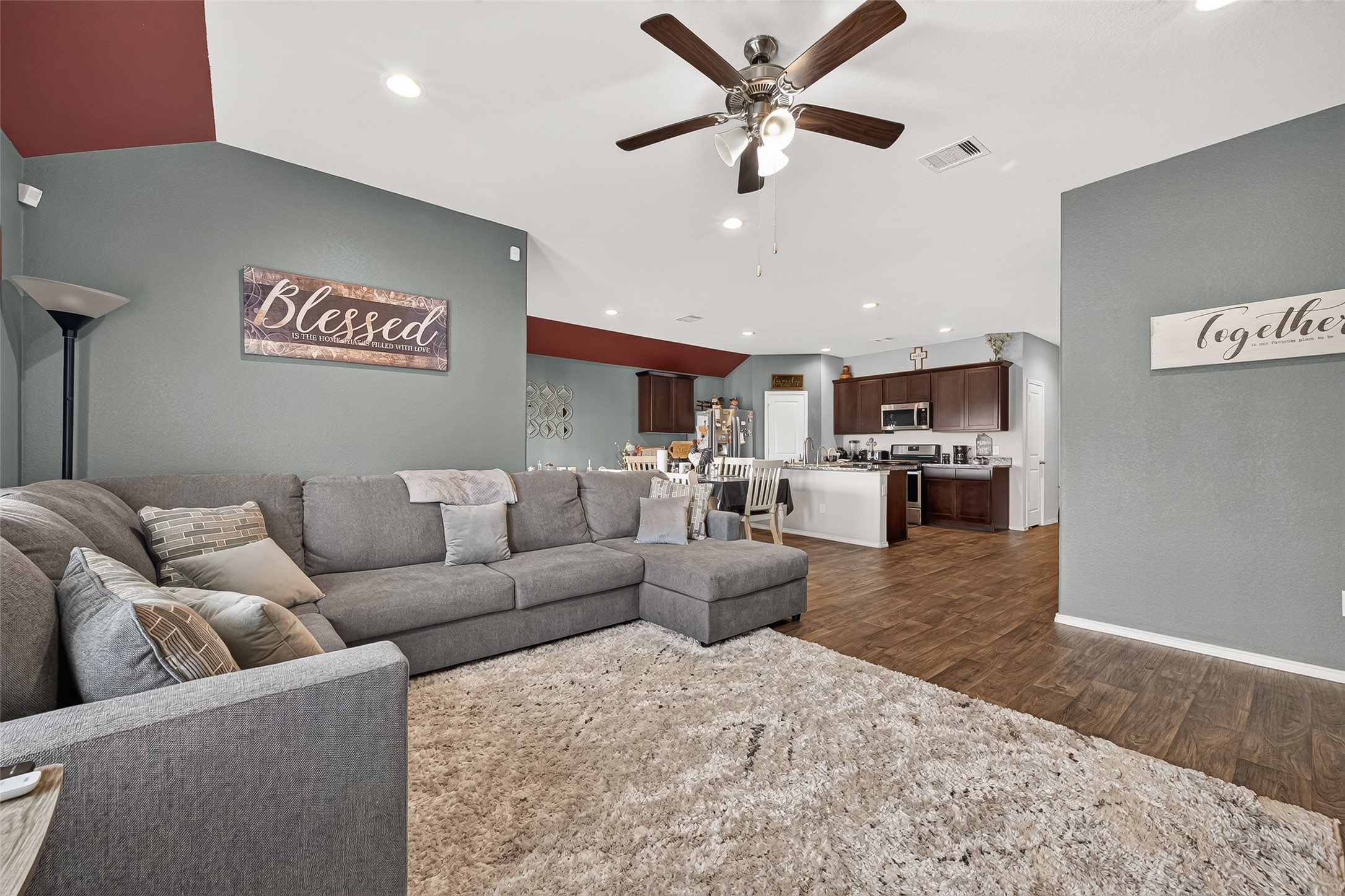 1735 Brownwood Ridge Court Property Photo 3