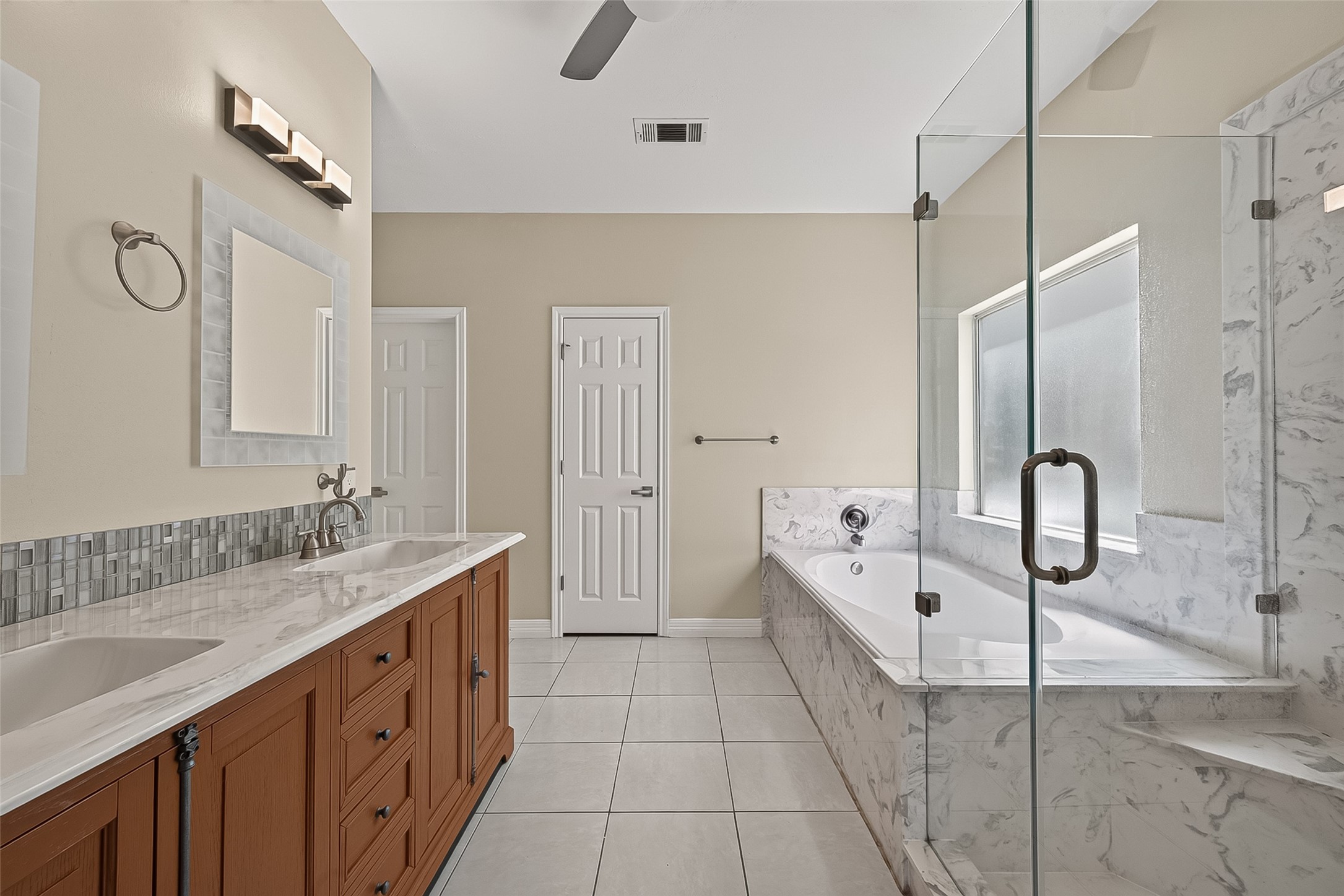 1522 Brook Grove Drive Property Photo 21