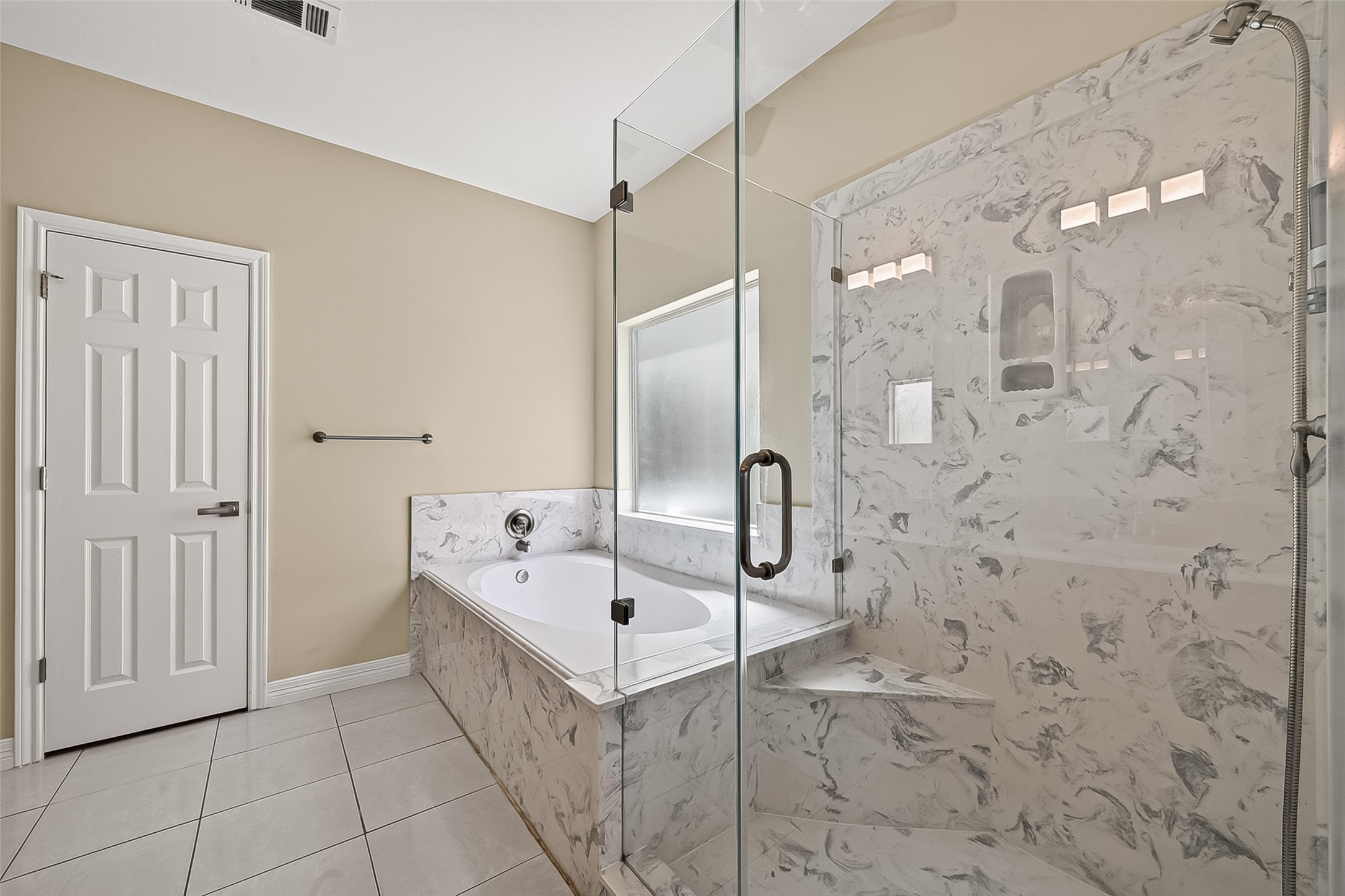 1522 Brook Grove Drive Property Photo 23