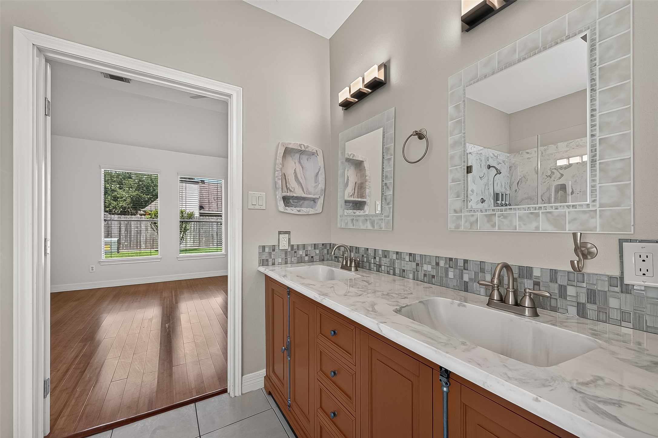 1522 Brook Grove Drive Property Photo 24