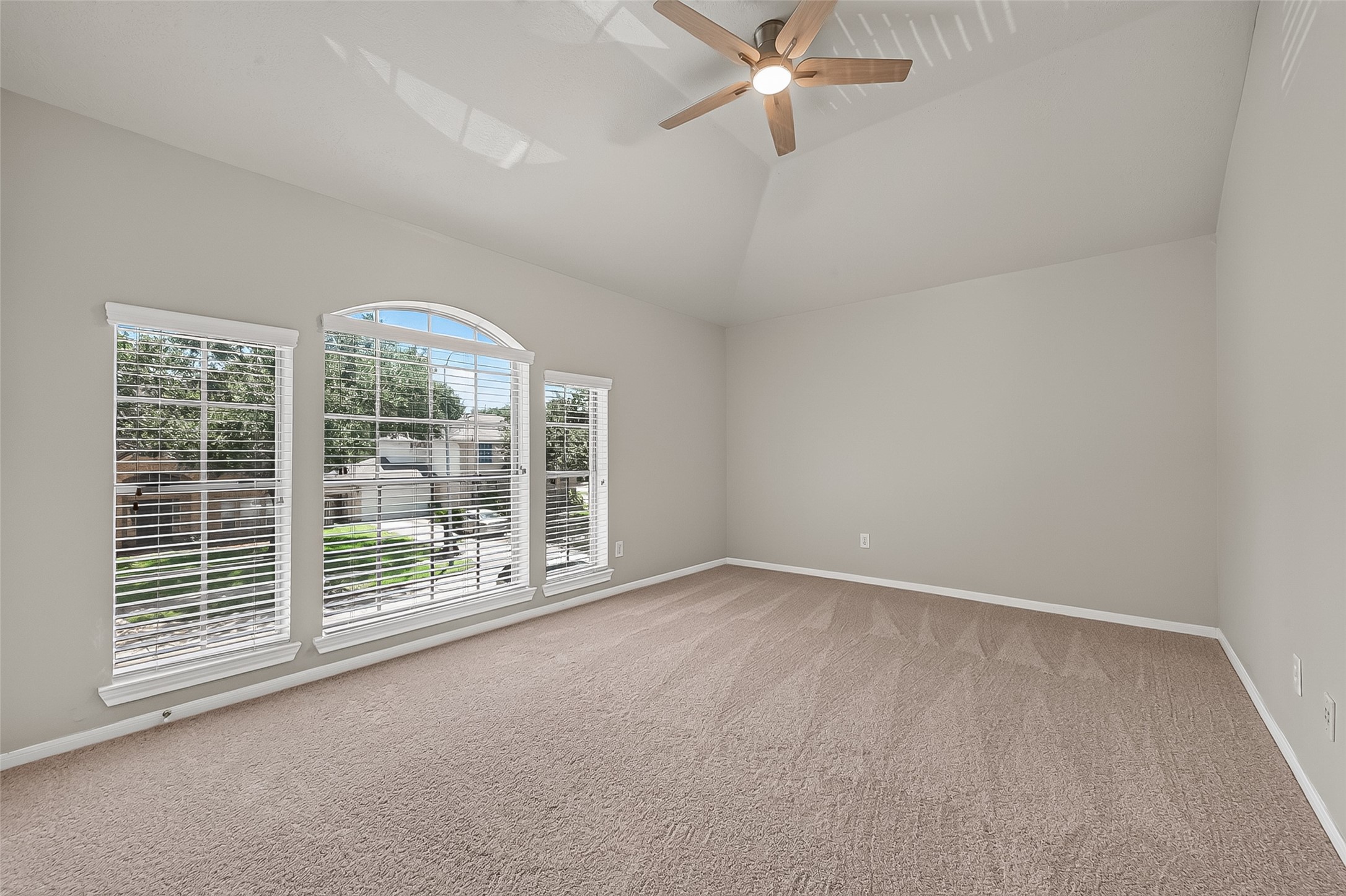 1522 Brook Grove Drive Property Photo 37
