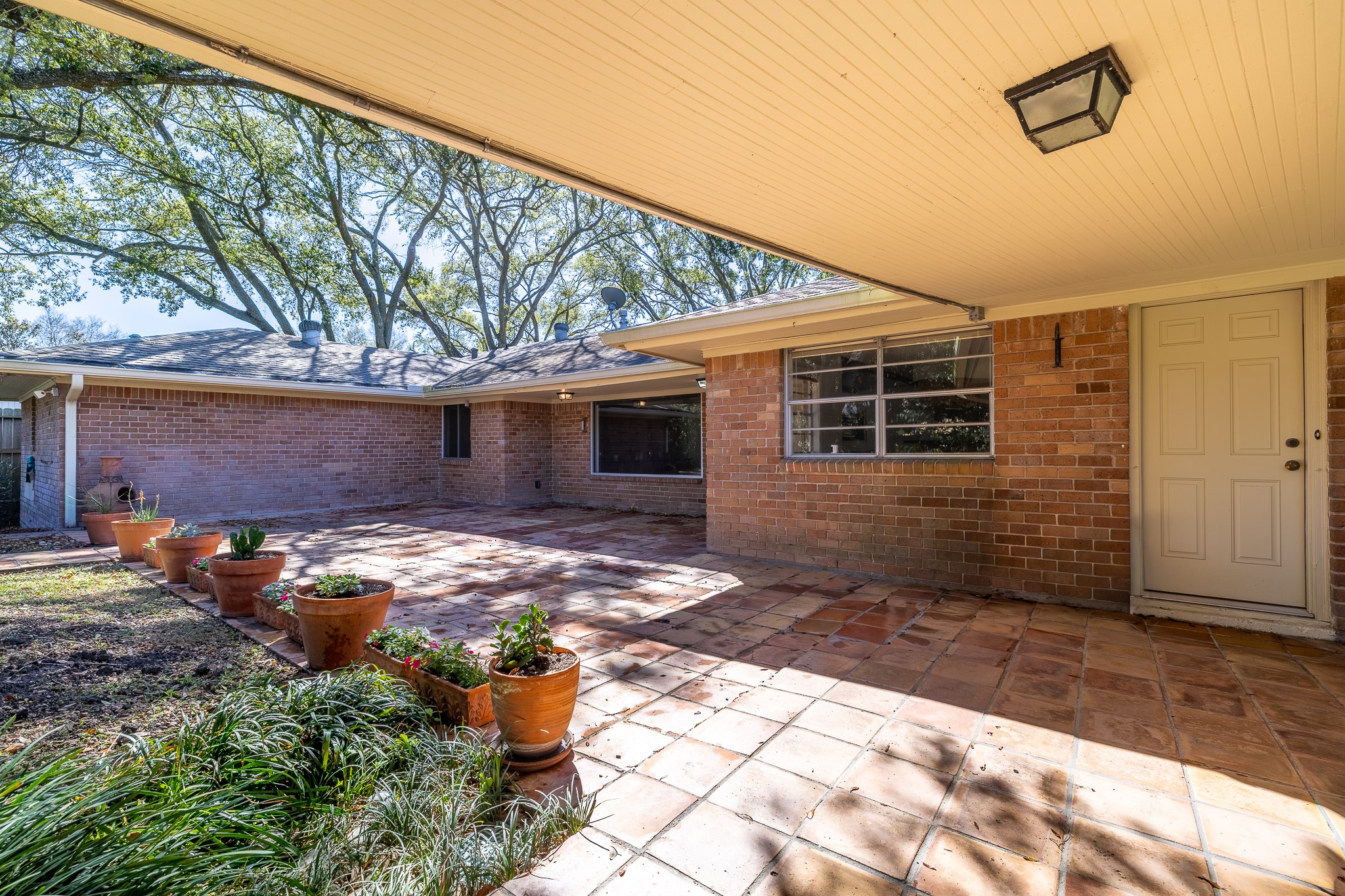 5238 Loch Lomond Drive Property Photo 25