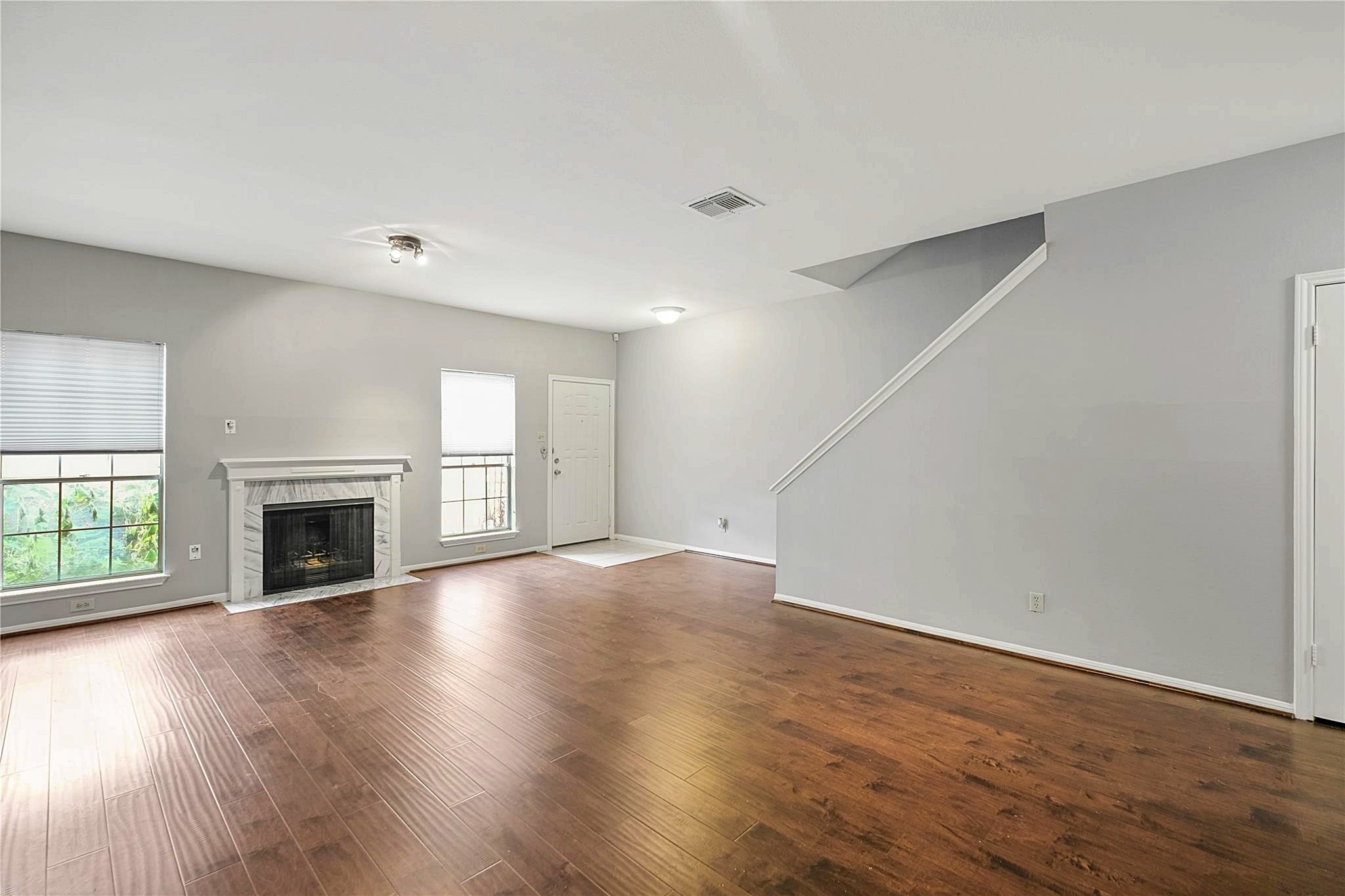 3042 Holly Hall Street 3042 Property Photo 10