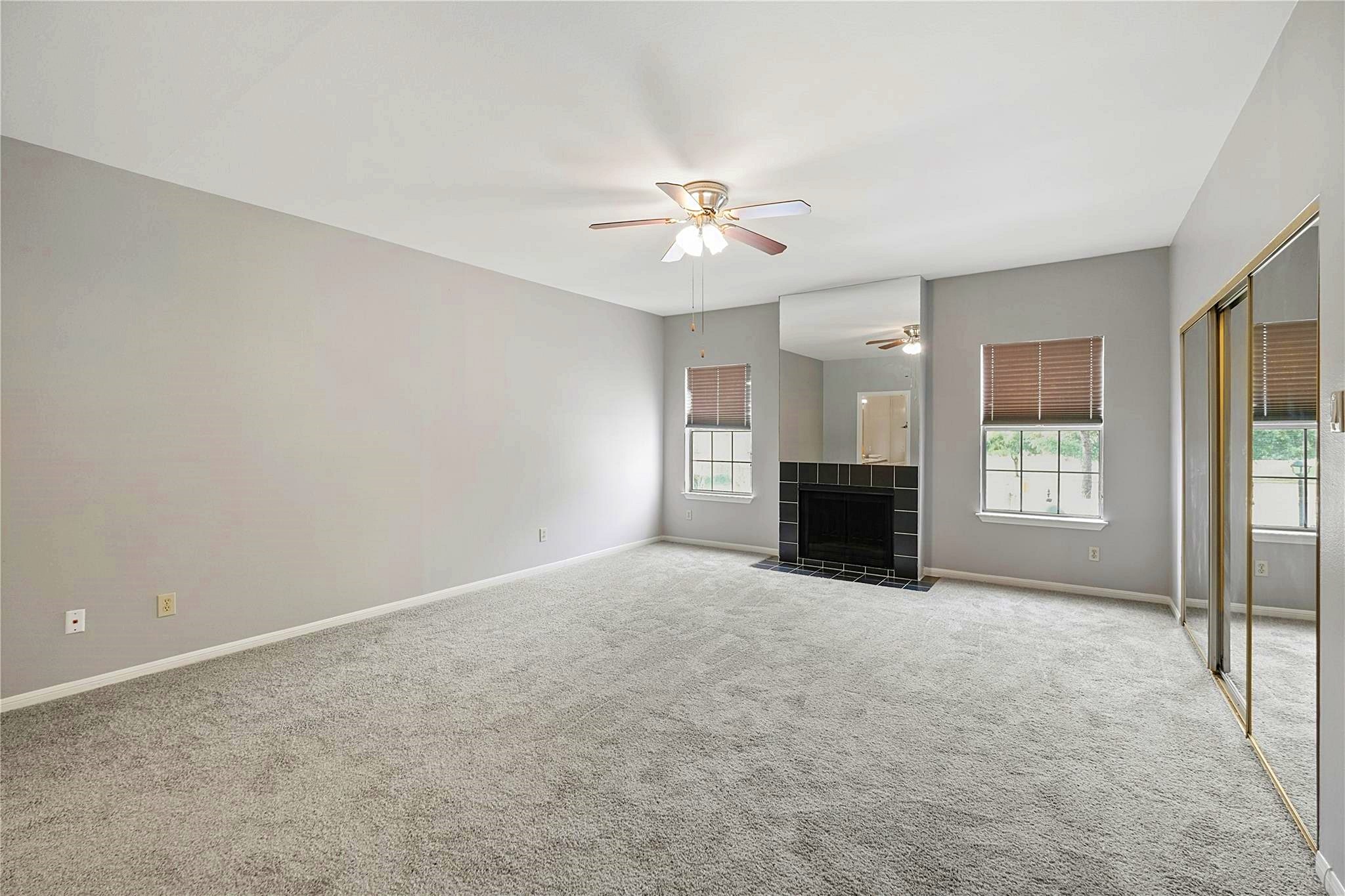 3042 Holly Hall Street 3042 Property Photo 13