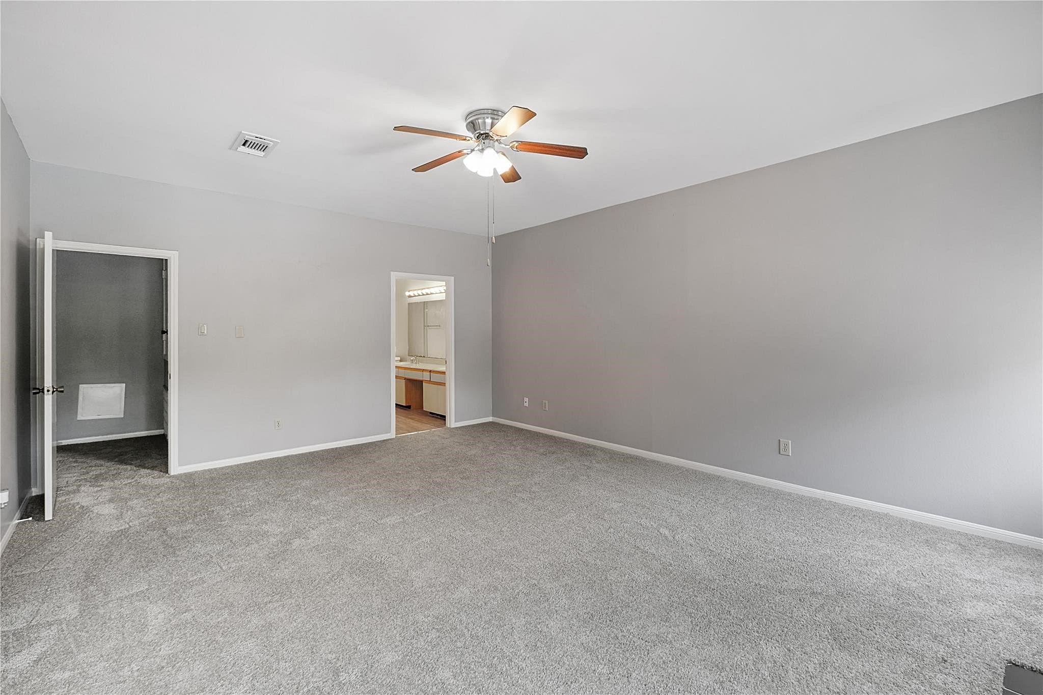 3042 Holly Hall Street 3042 Property Photo 19