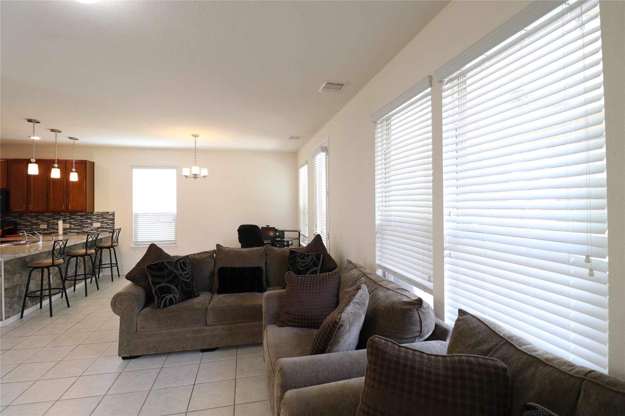 18815 Glen Ryder Court Property Photo 6