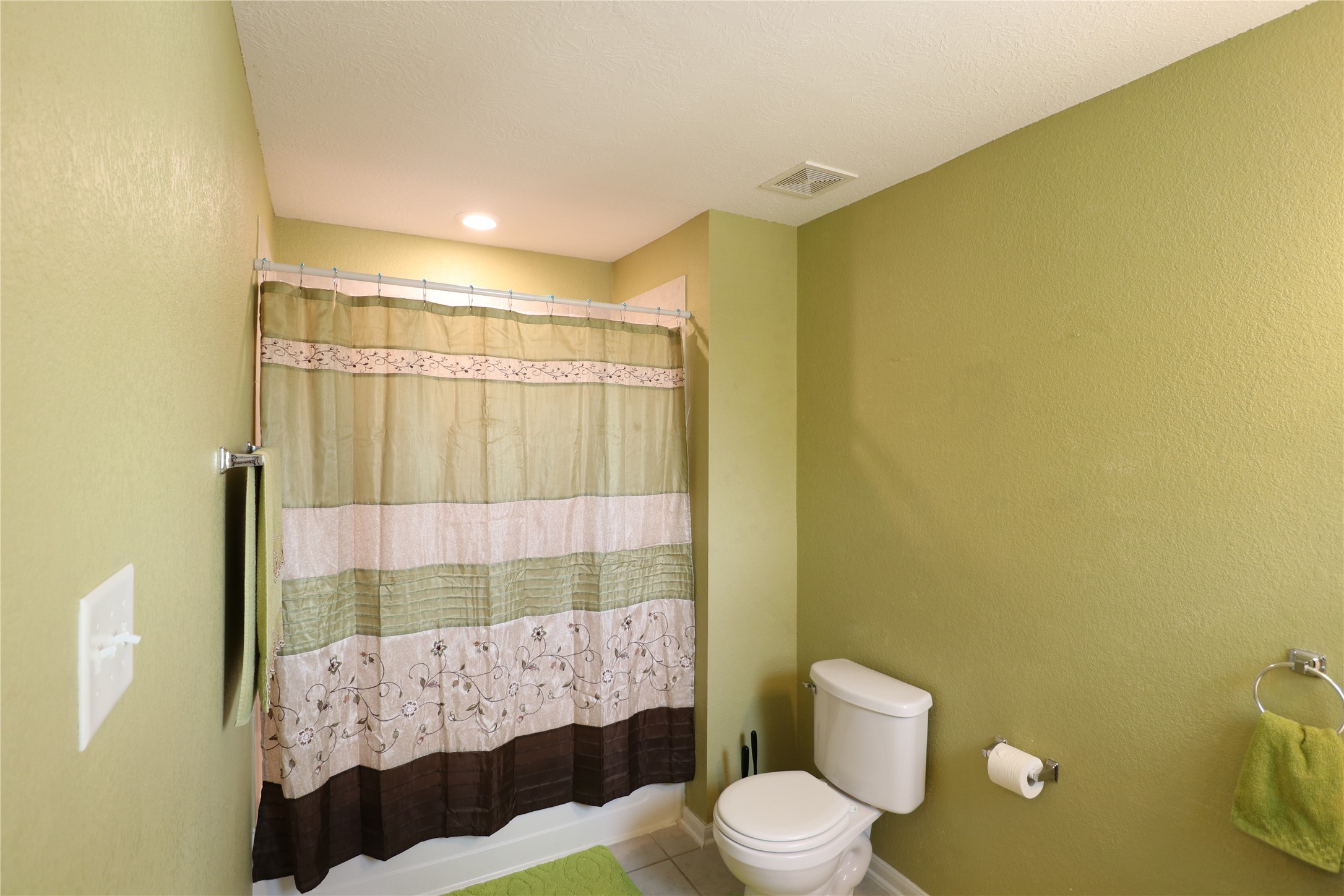 18815 Glen Ryder Court Property Photo 14