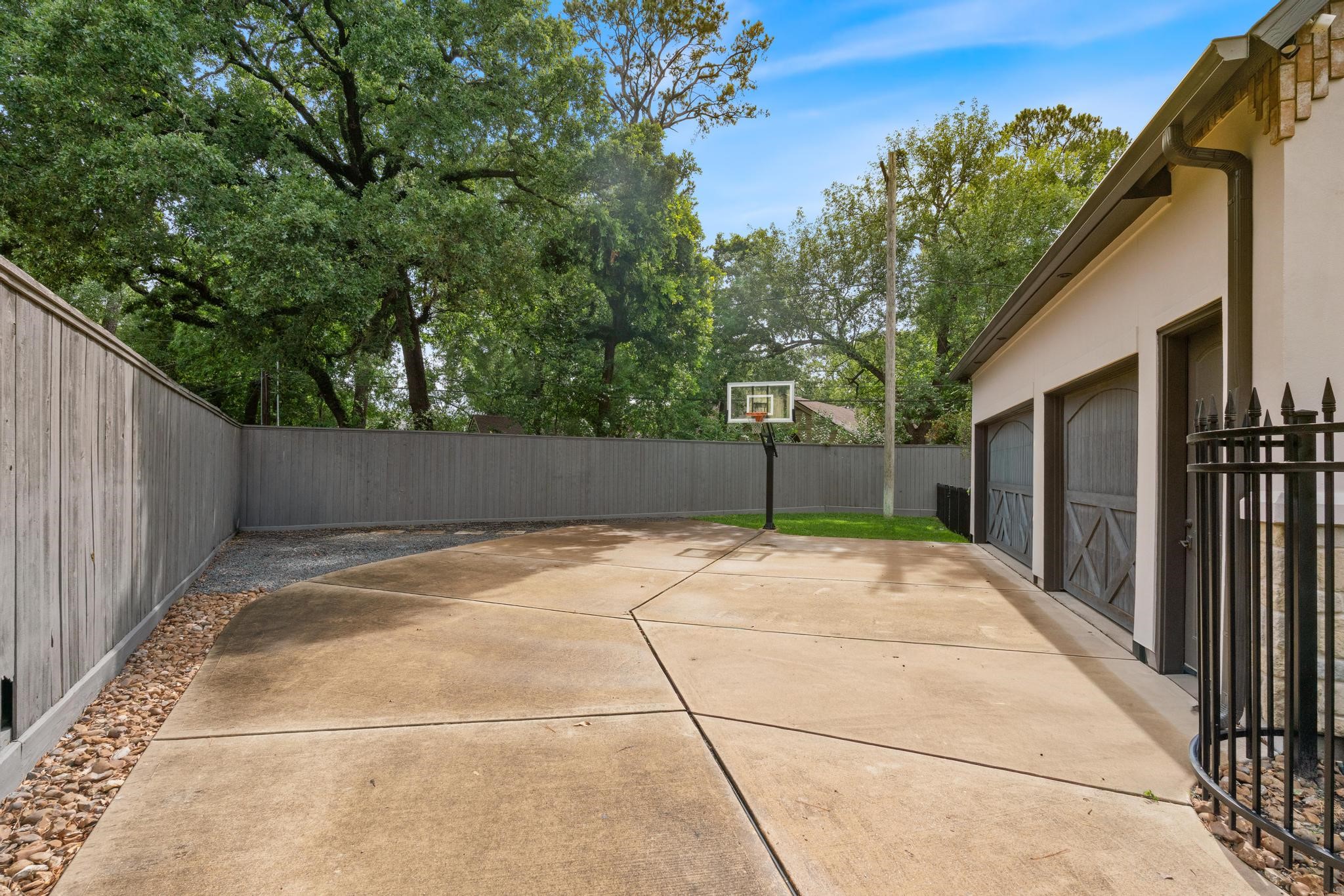 21 Carolane Trail Property Photo 41
