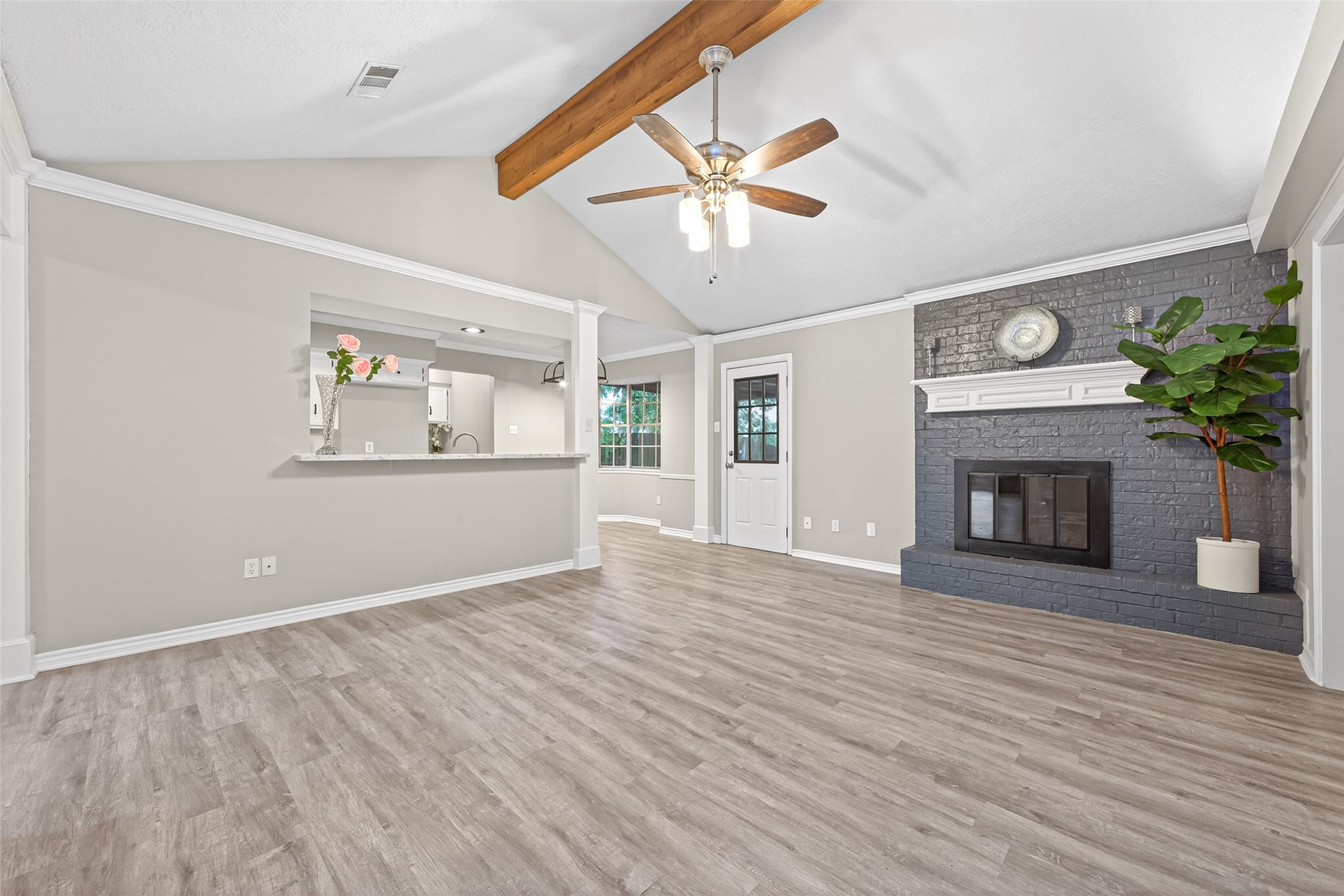 710 Equinox Street Property Photo 8