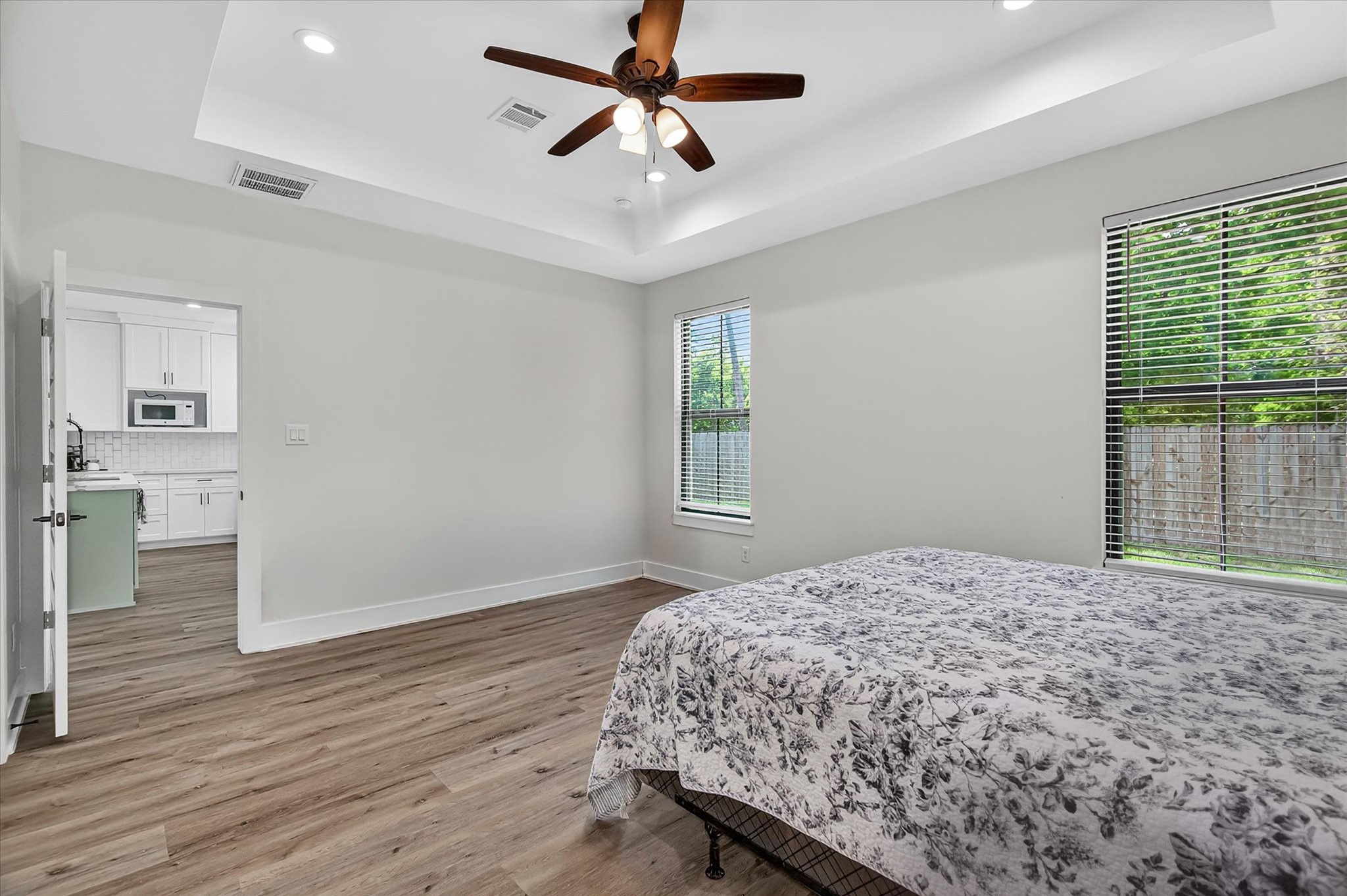 502 S Carroll Street Property Photo 14