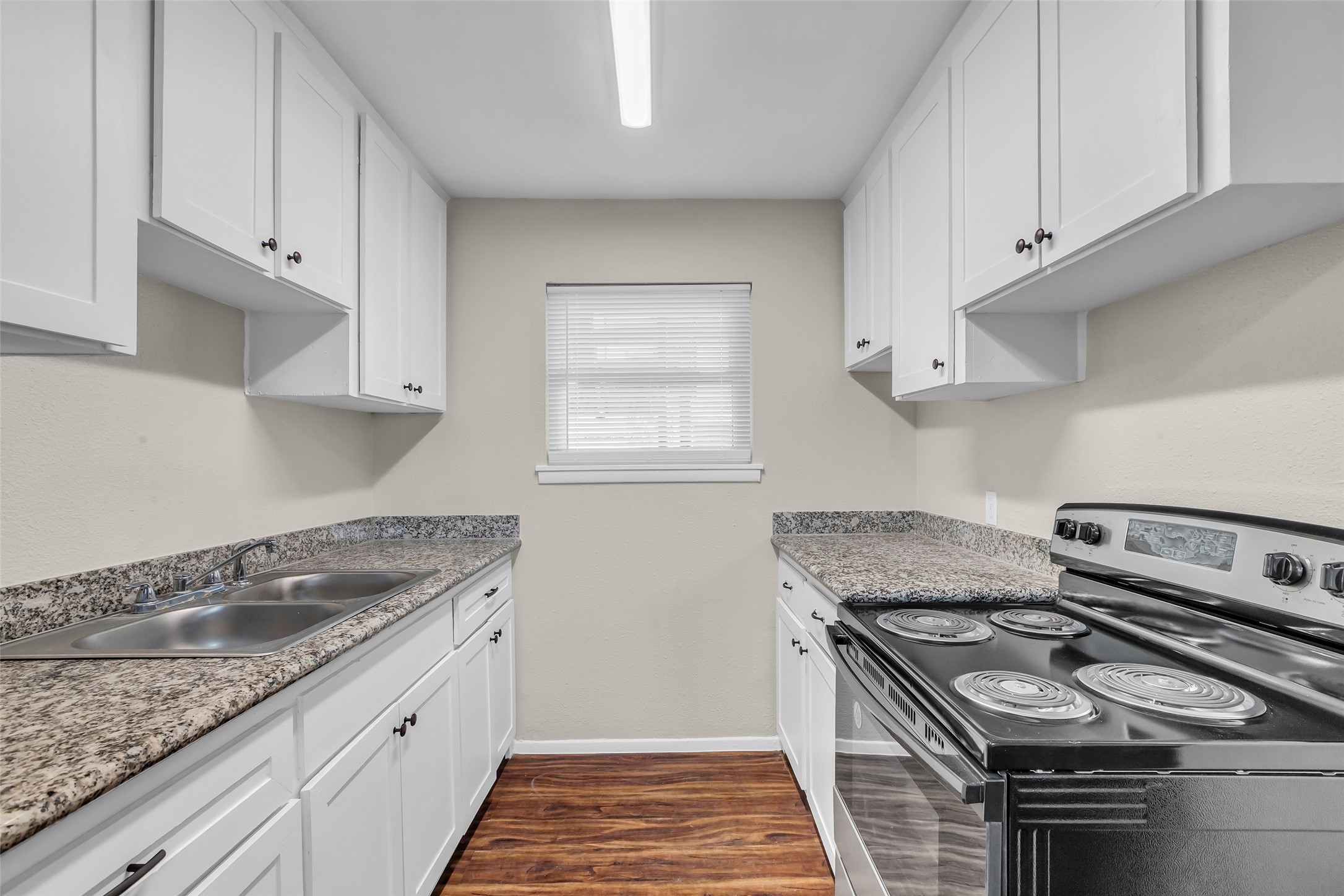 4706 Yellowstone Boulevard 4 Property Photo 5