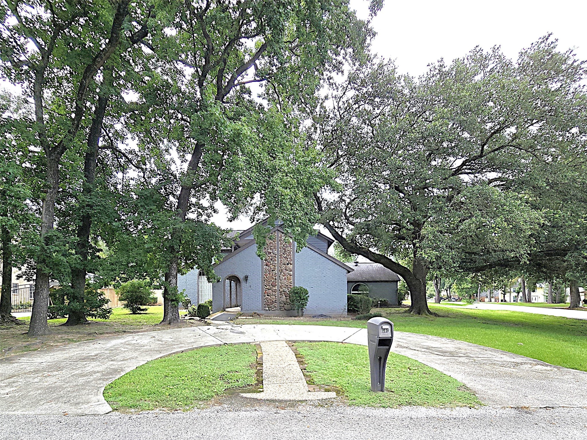 560 Brandon Road Property Photo 1