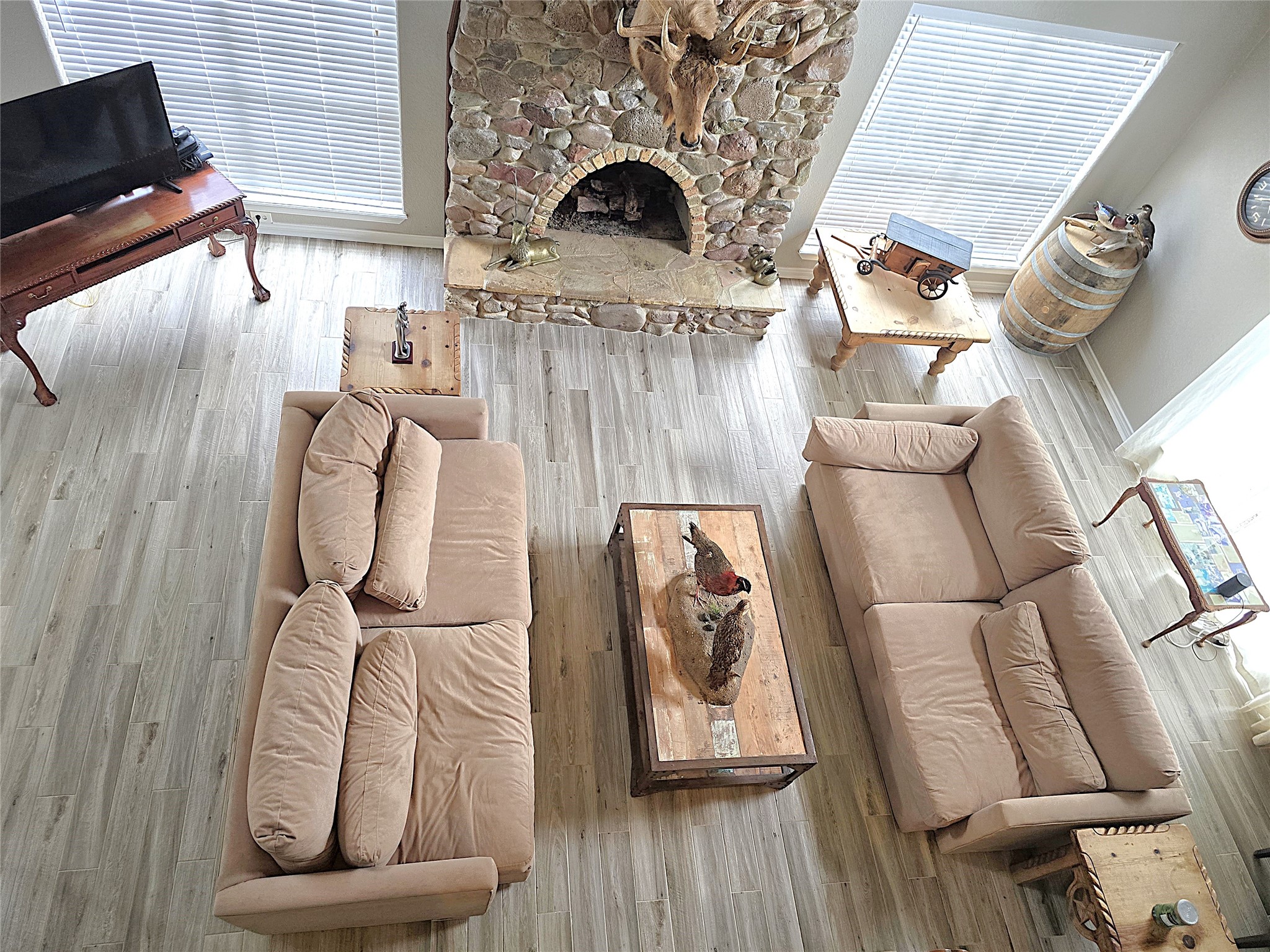 560 Brandon Road Property Photo 3