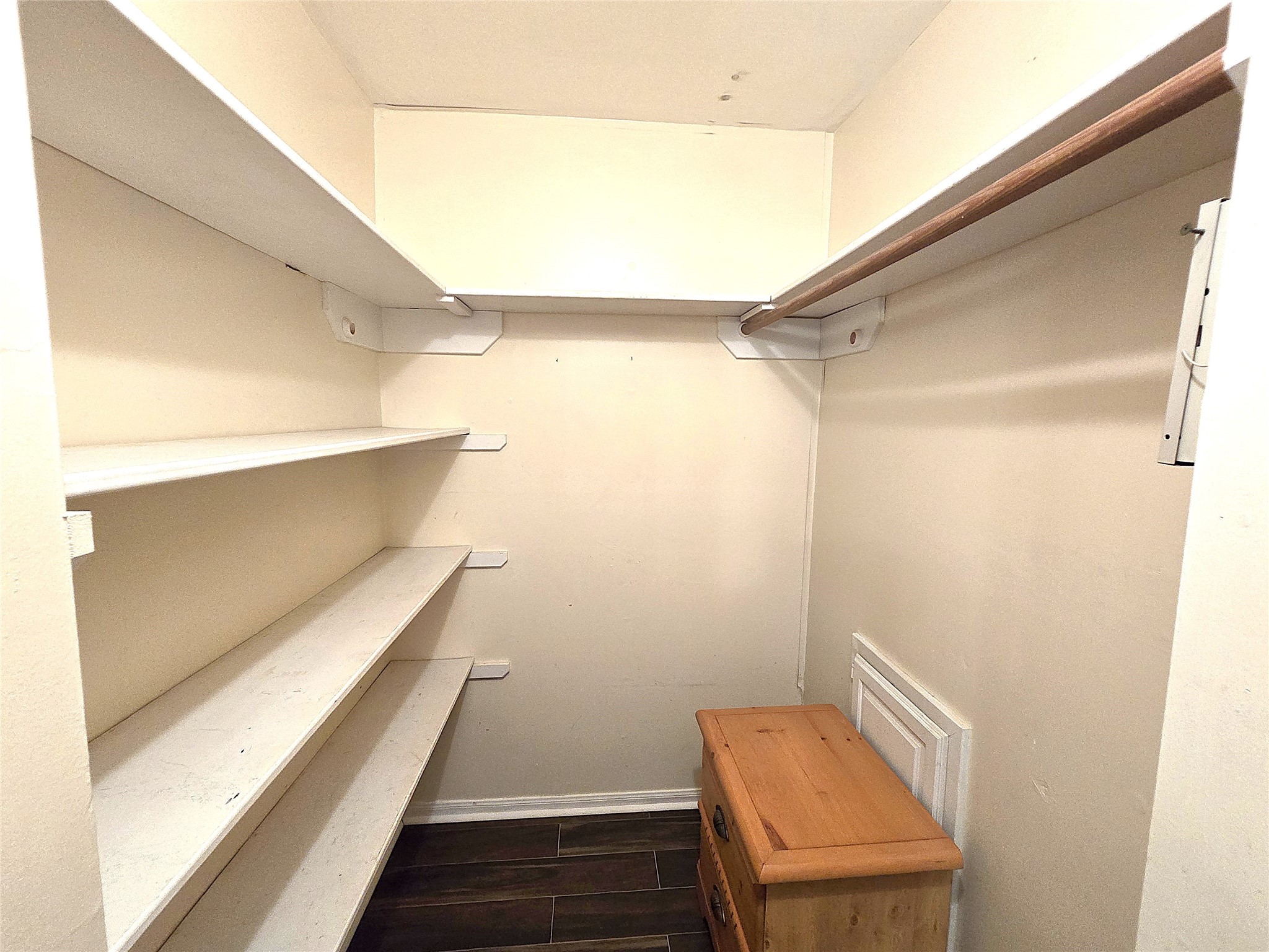 560 Brandon Road Property Photo 21