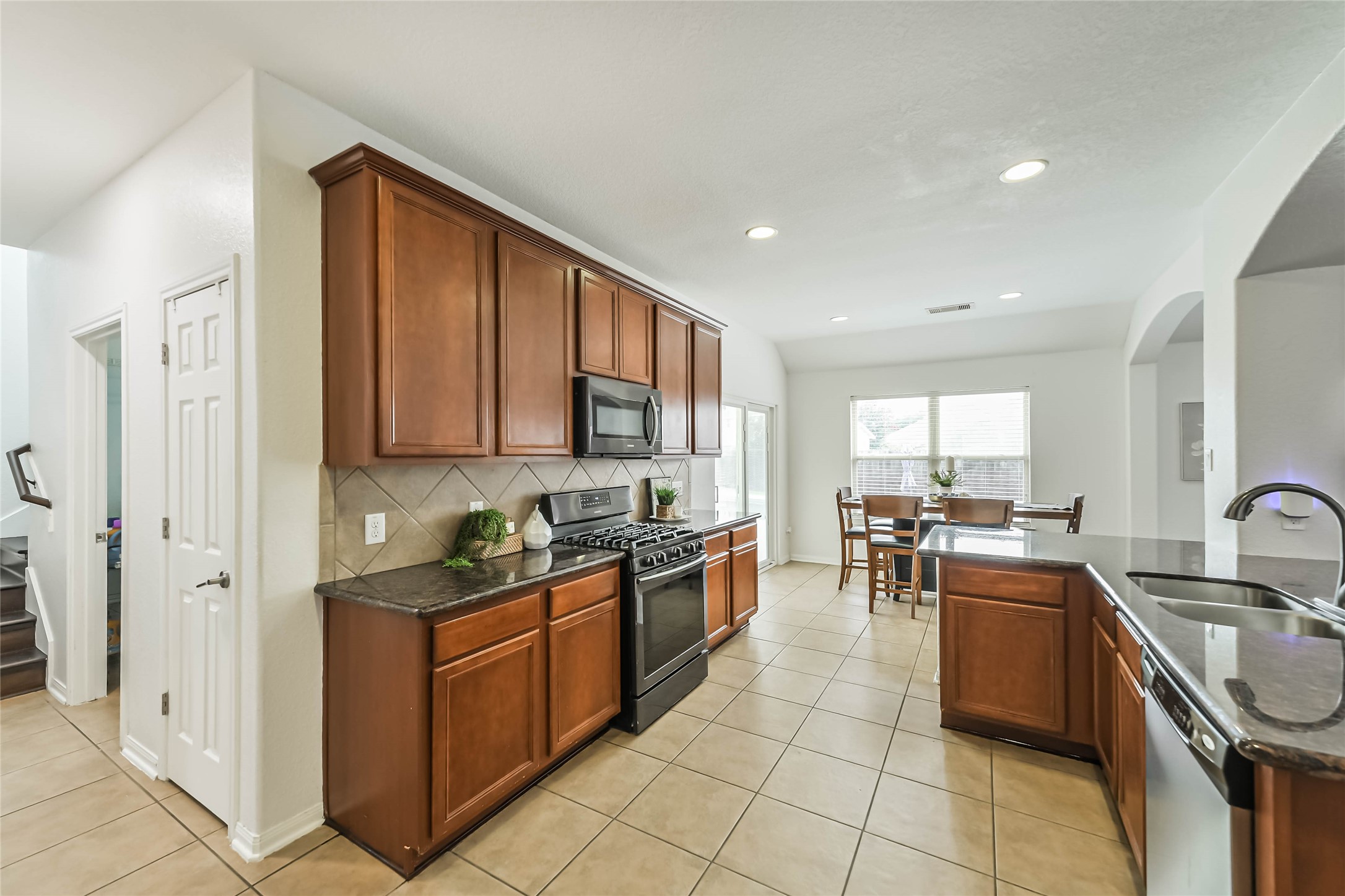19503 Hayden Grove Drive Property Photo 14