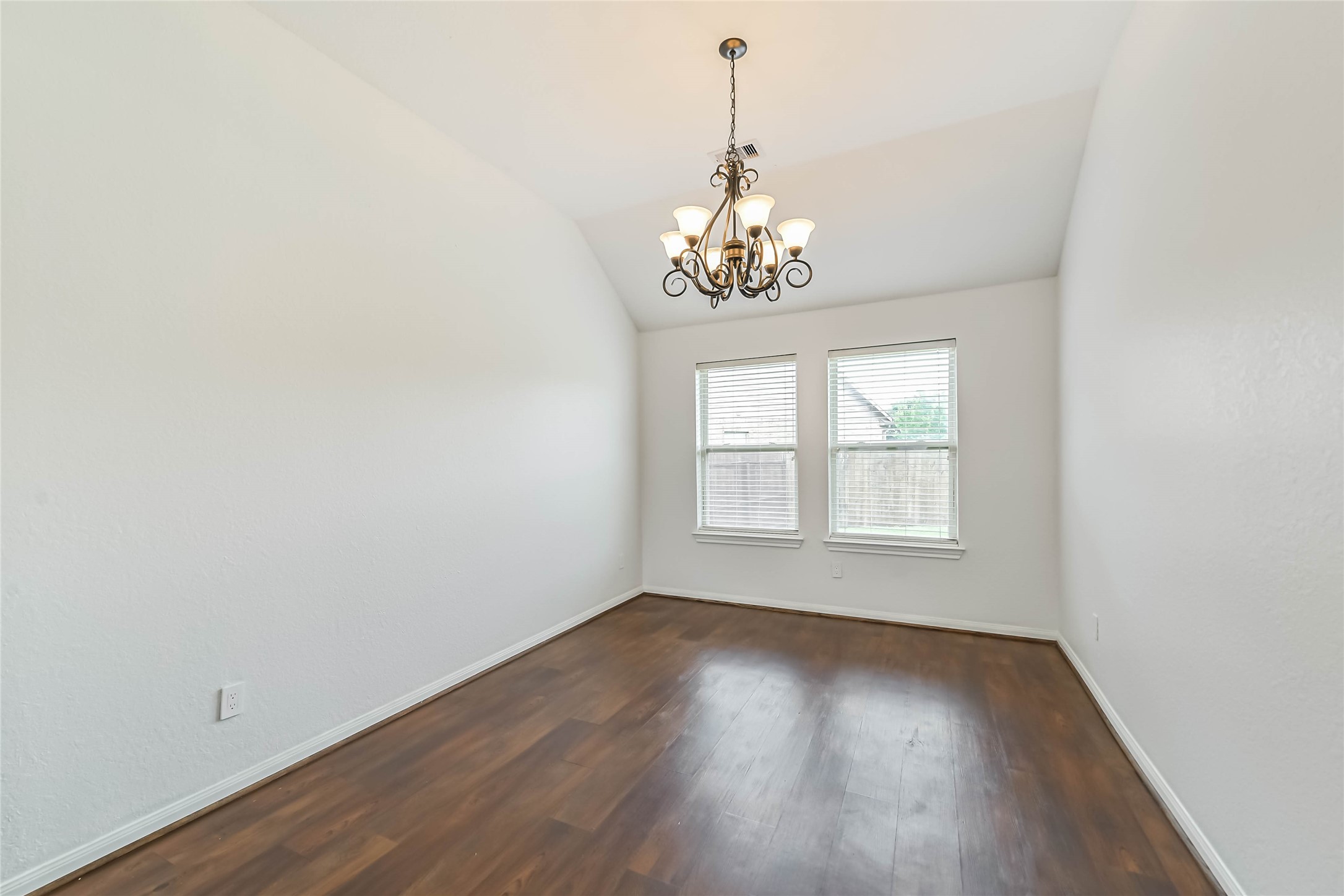 19503 Hayden Grove Drive Property Photo 18