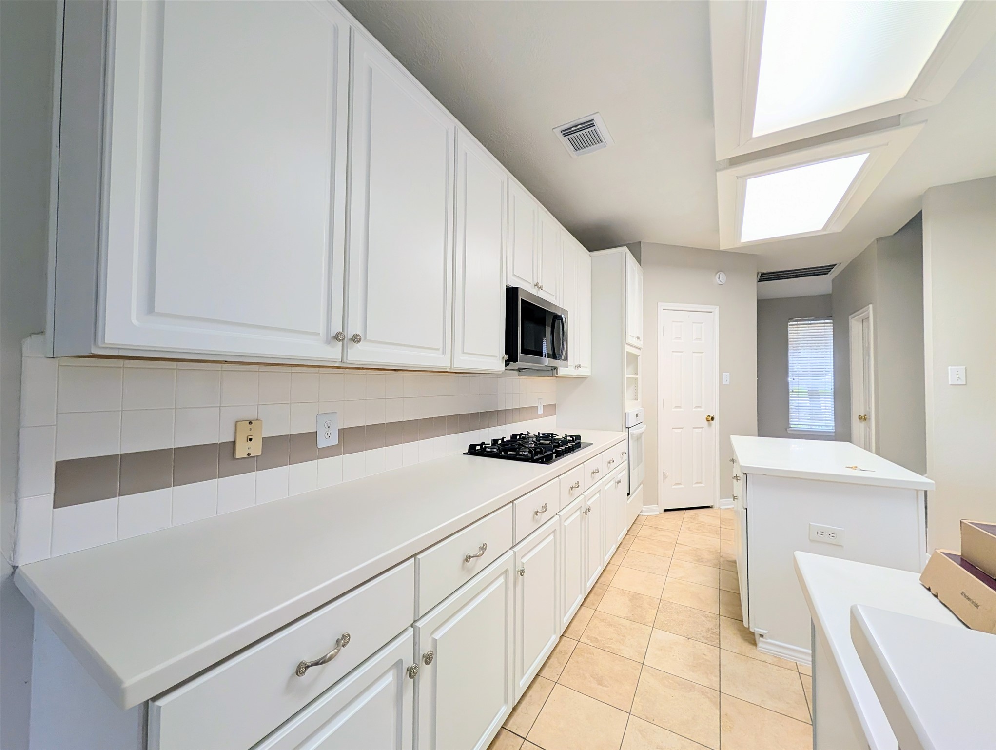 8803 Wheatland Drive Property Photo 9