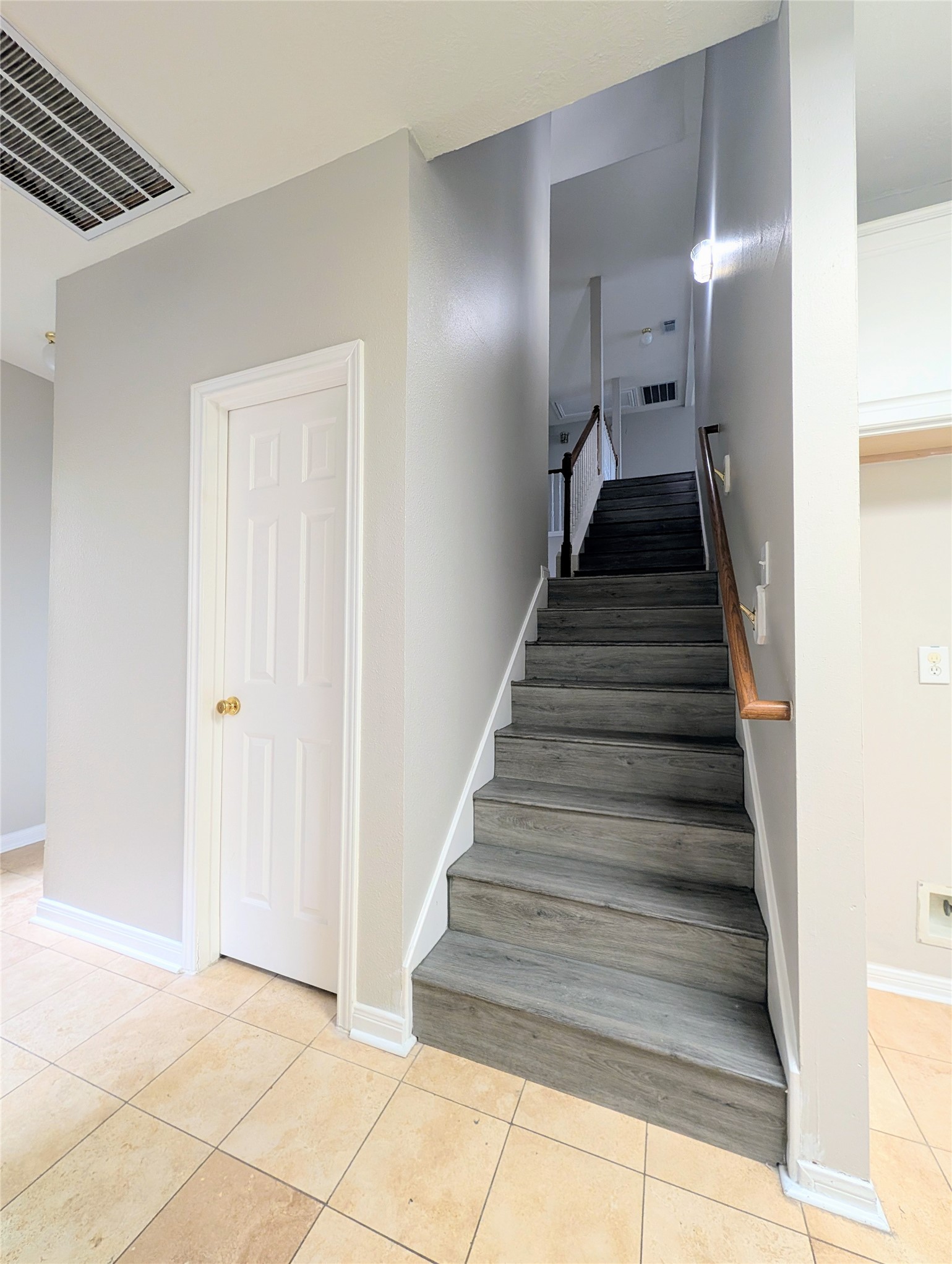 8803 Wheatland Drive Property Photo 15