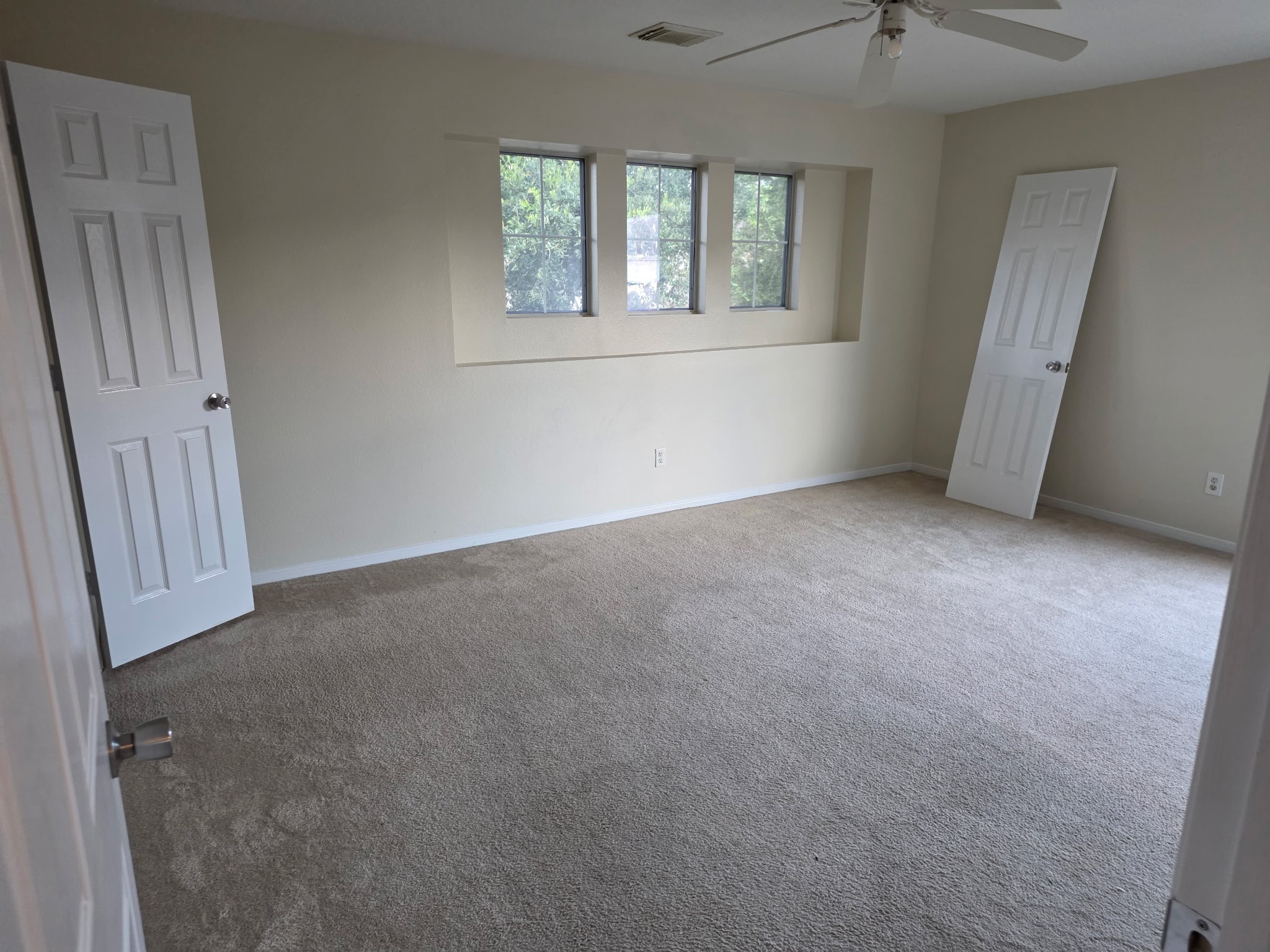 18219 Major Glen Cir Property Photo 13