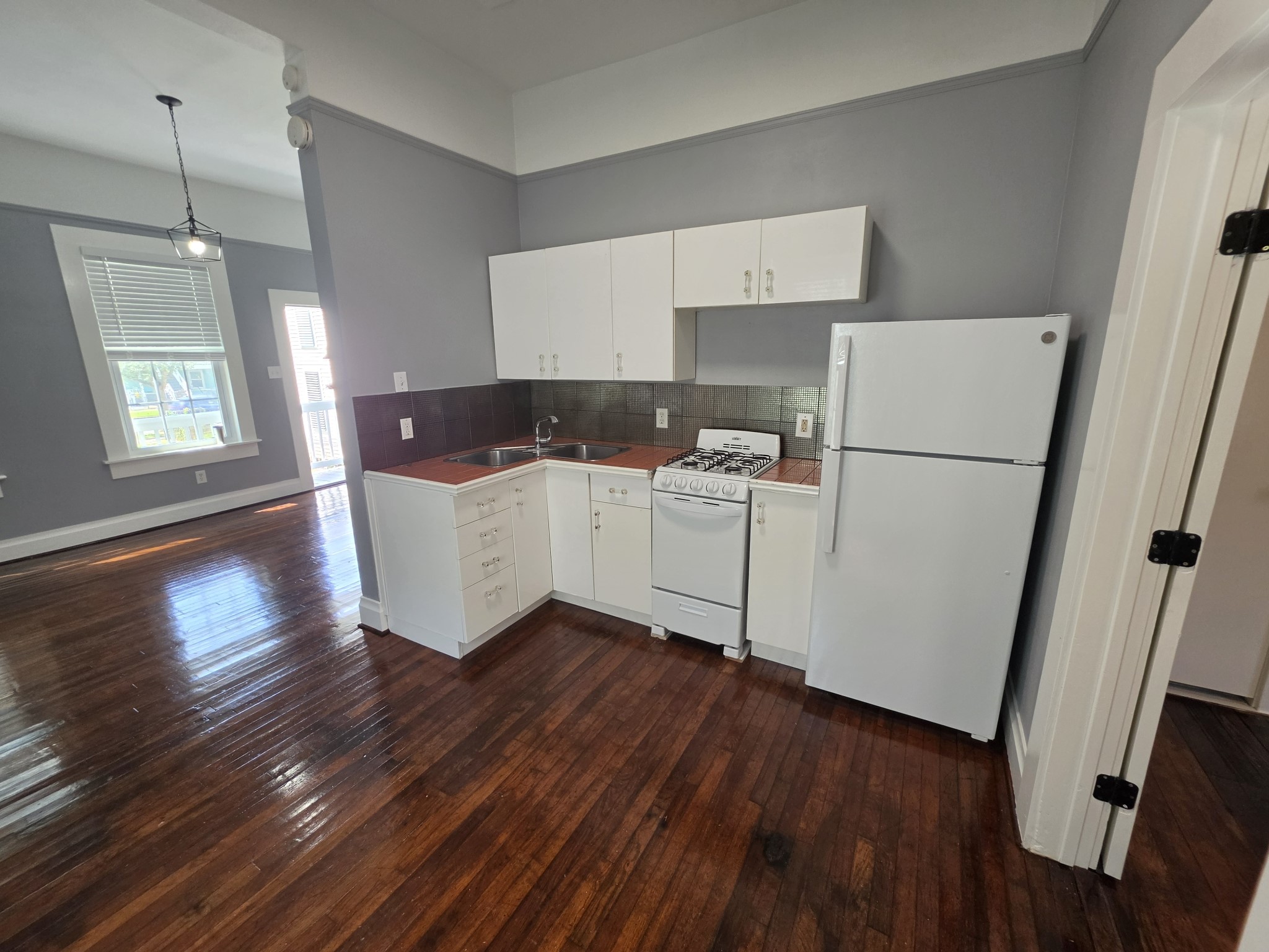 3716 Avenue O Property Photo 4