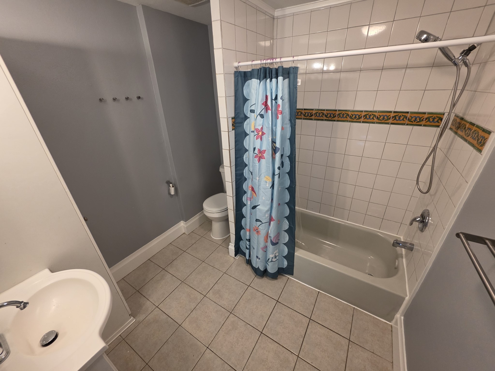 3716 Avenue O Property Photo 9