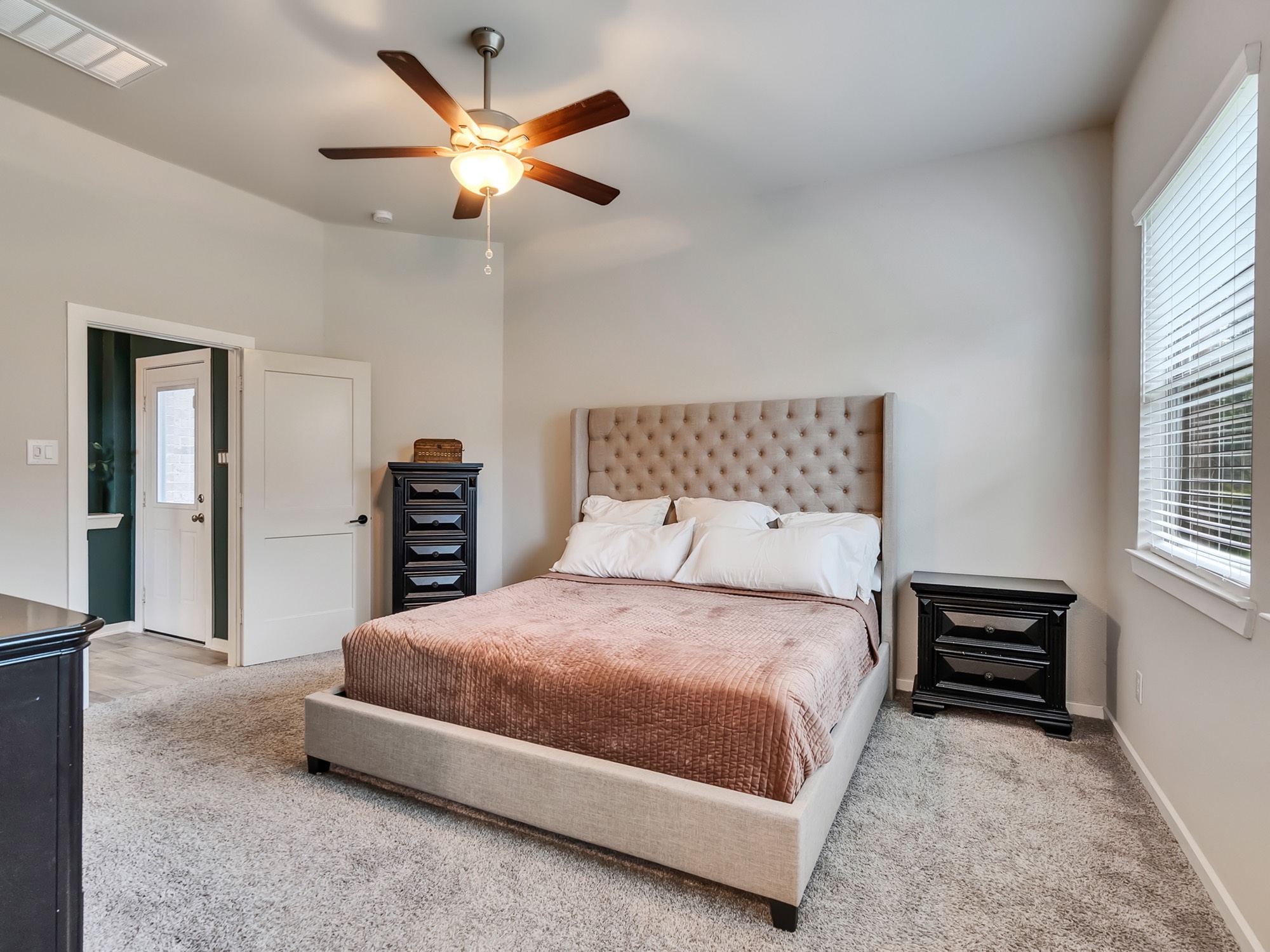 407 Soapberry Tree Court Property Photo 23