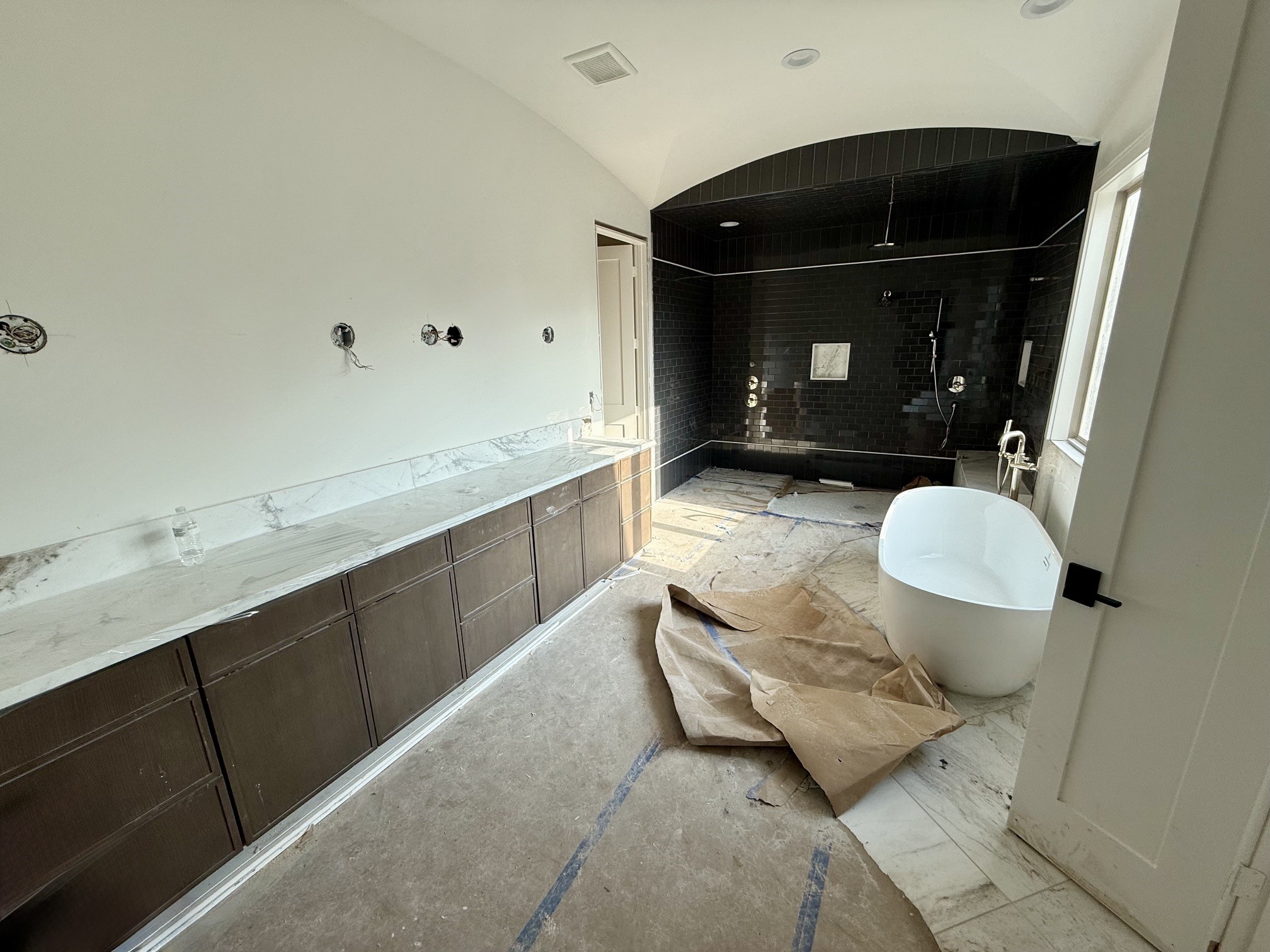 2122 North Boulevard Property Photo 10