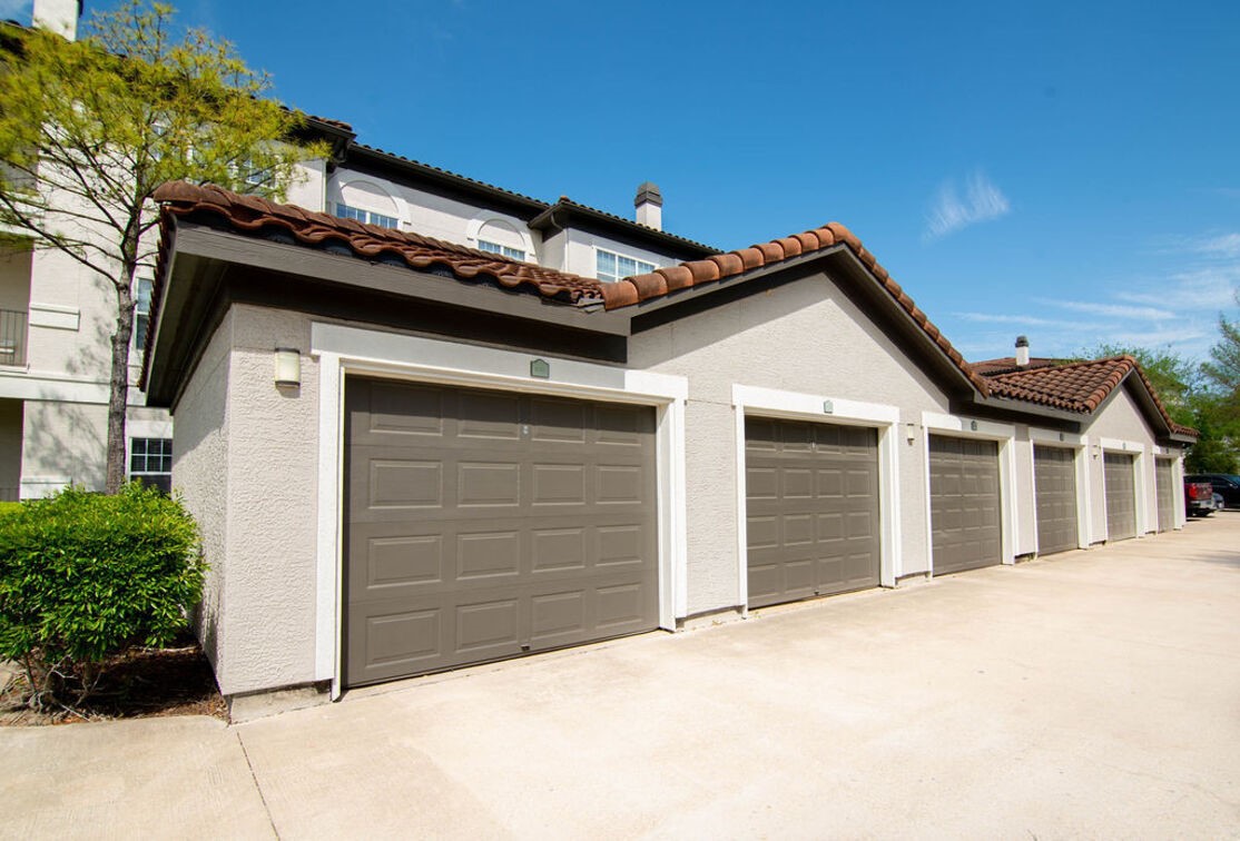 2840 Shadowbriar Drive B3 Property Photo 5