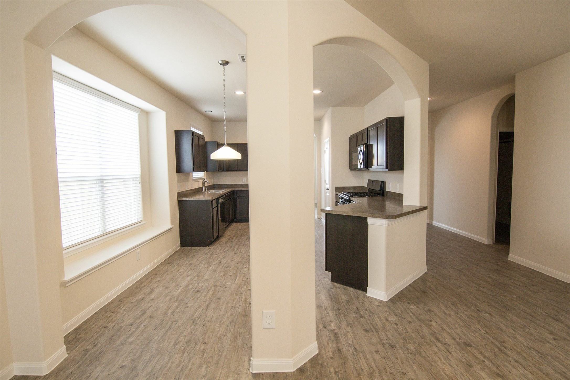 29606 Woodsons Shore Drive Property Photo 6