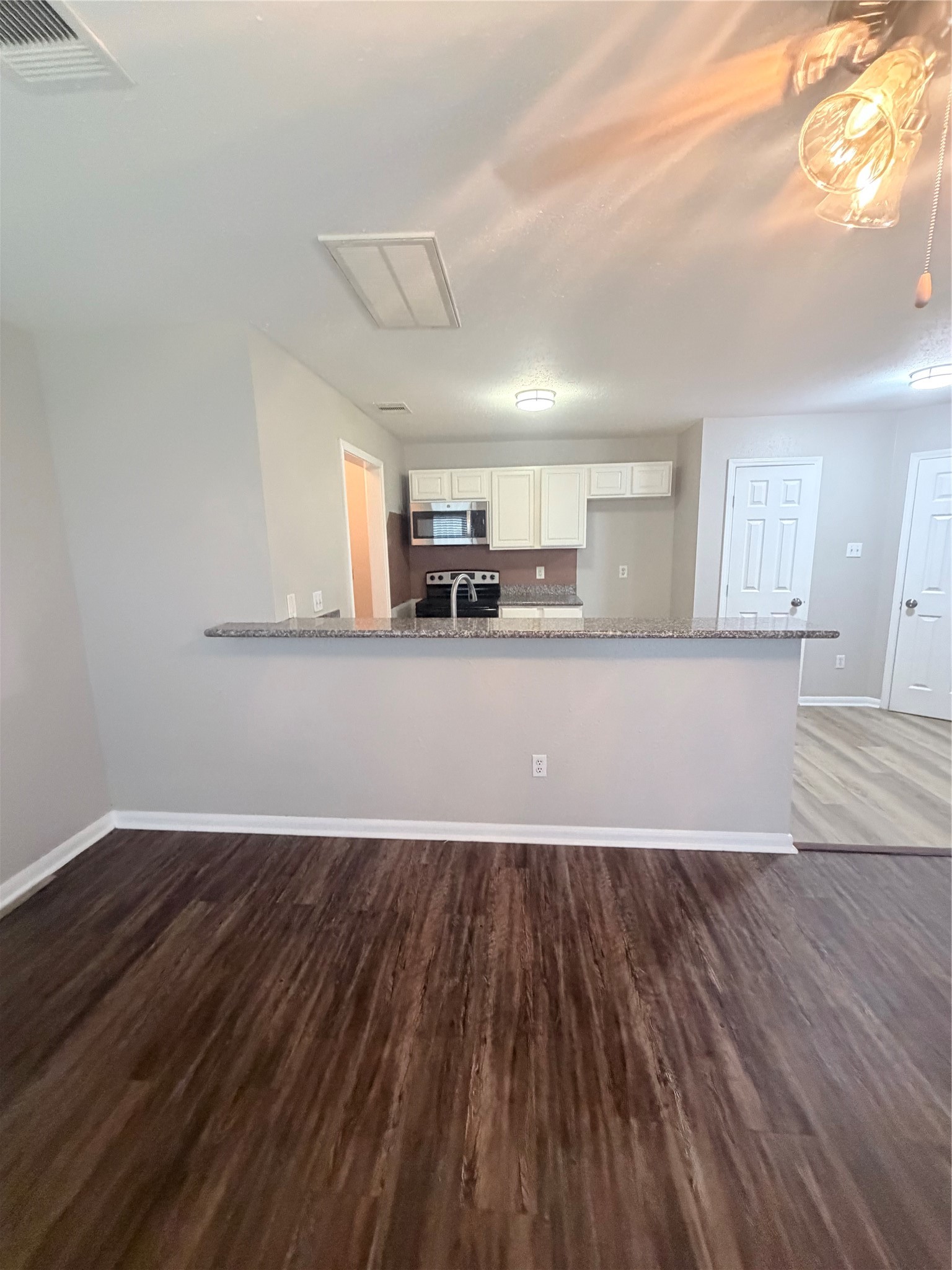 8202 Cannon Street B Property Photo 7