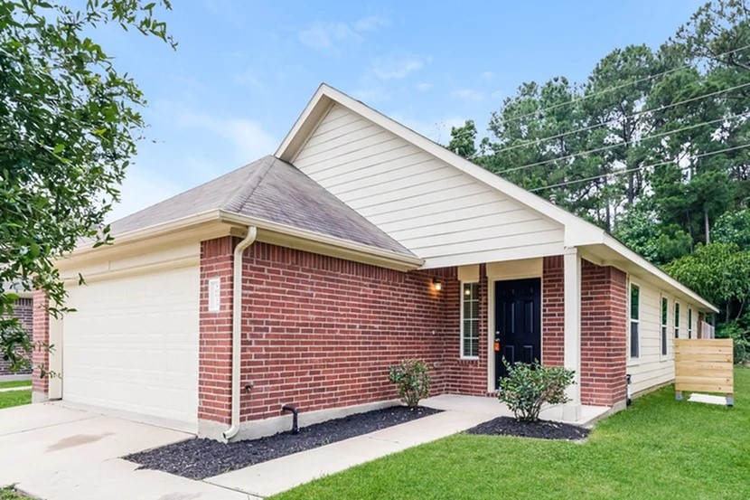 10023 Piave Drive Property Photo 2