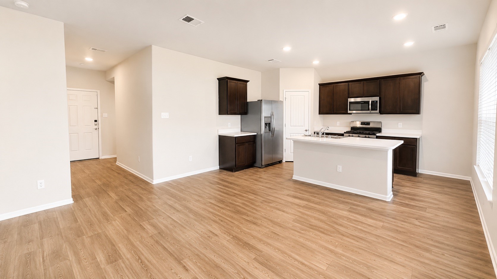 6410 Indigo Cliff Drive Property Photo 3