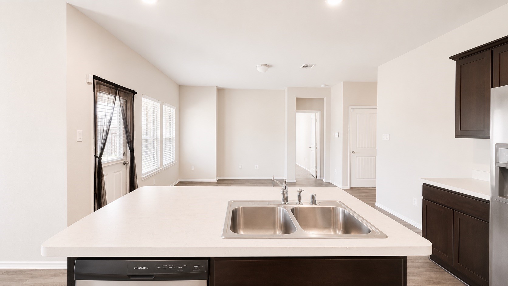 6410 Indigo Cliff Drive Property Photo 4