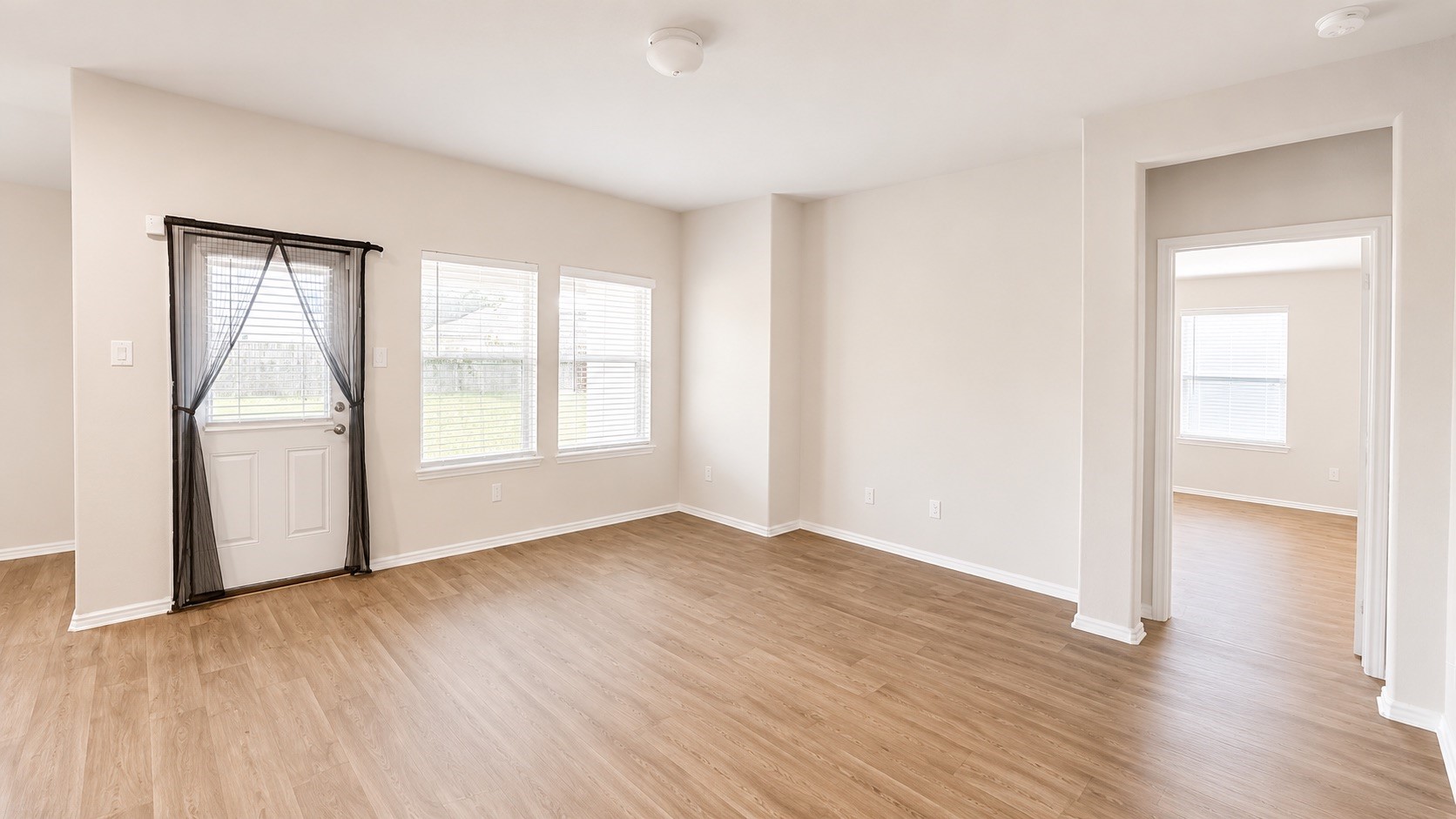 6410 Indigo Cliff Drive Property Photo 8