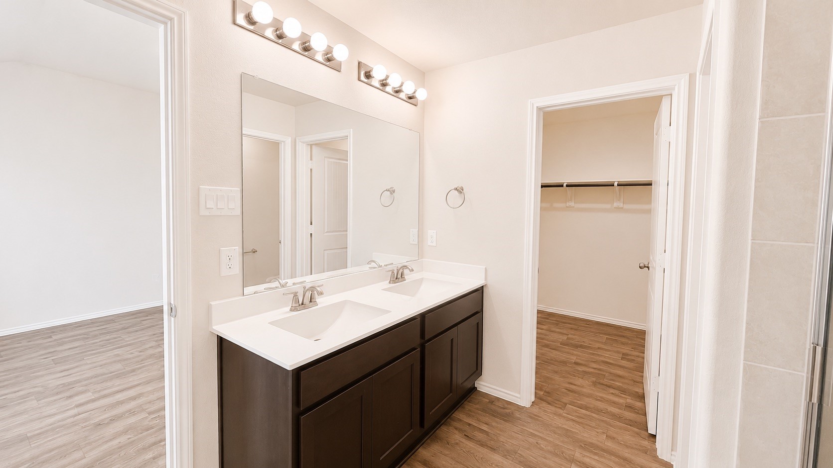 6410 Indigo Cliff Drive Property Photo 18