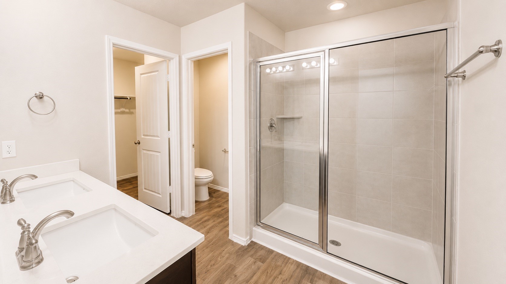 6410 Indigo Cliff Drive Property Photo 19
