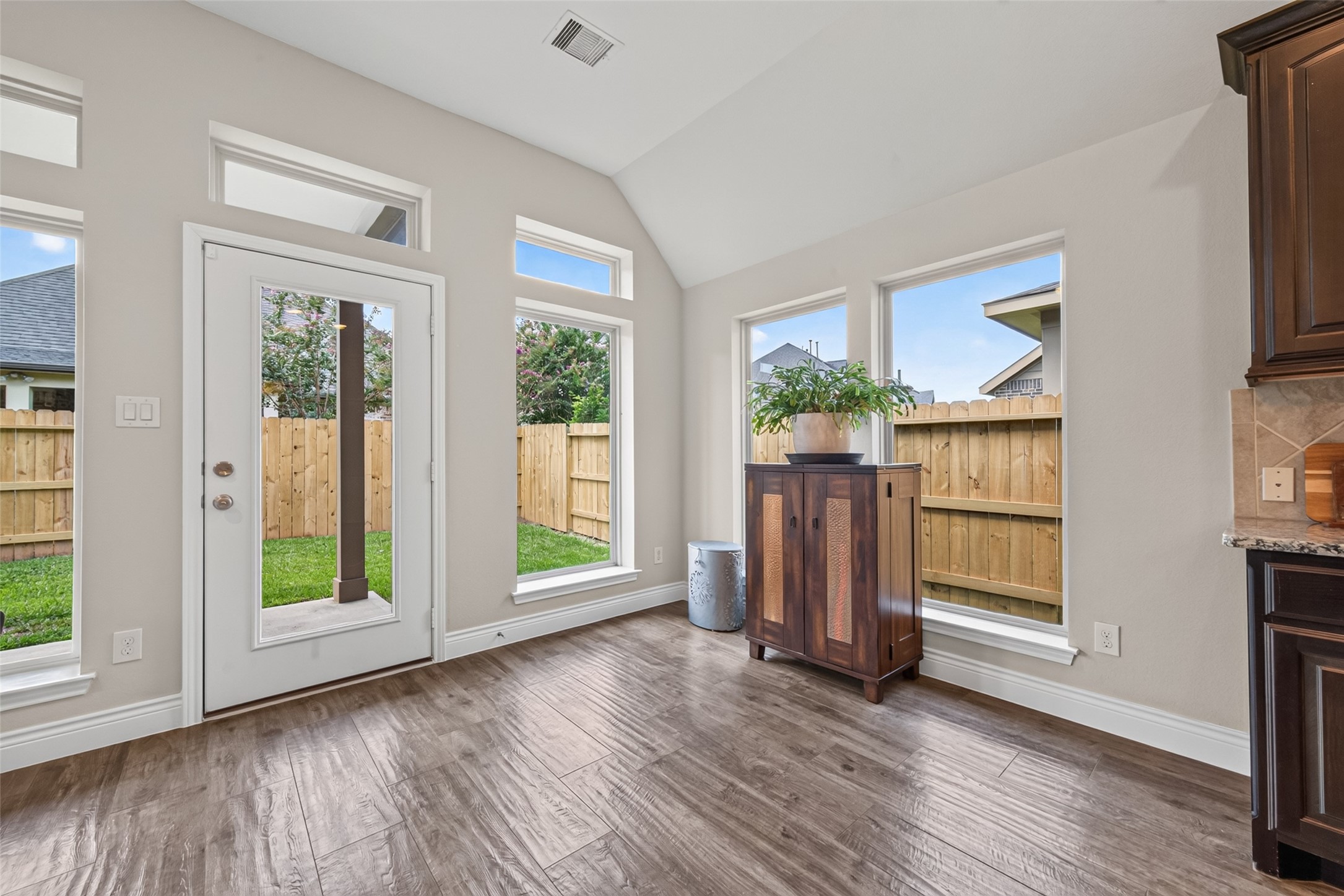 29215 Bentford Manor Court Property Photo 9