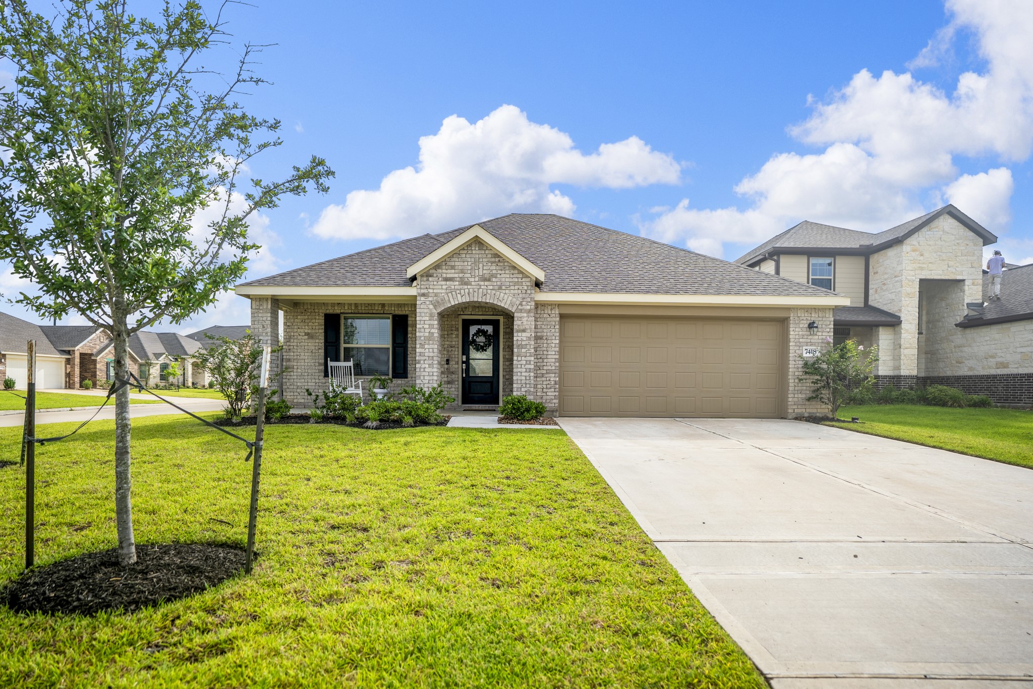 7418 Hillside Arbor Drive Property Photo 8