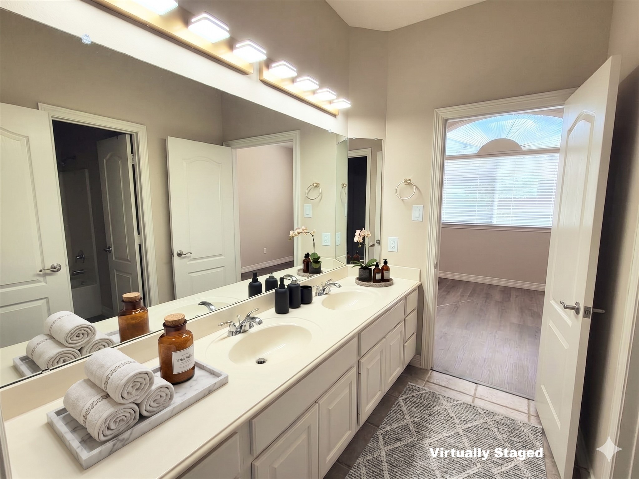 10327 Earlington Manor Drive Property Photo 24