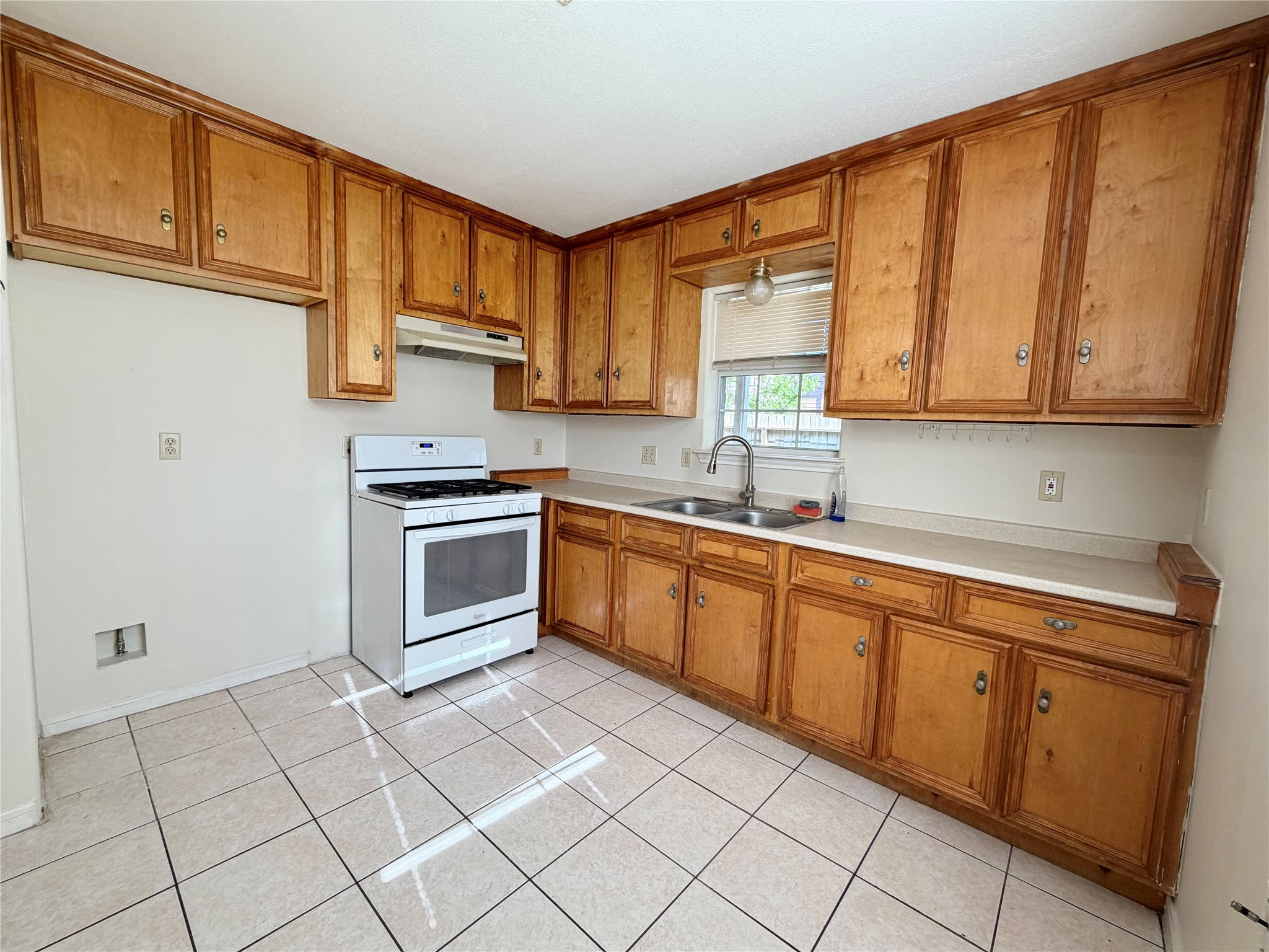 11102 Maize Lane A Property Photo 6
