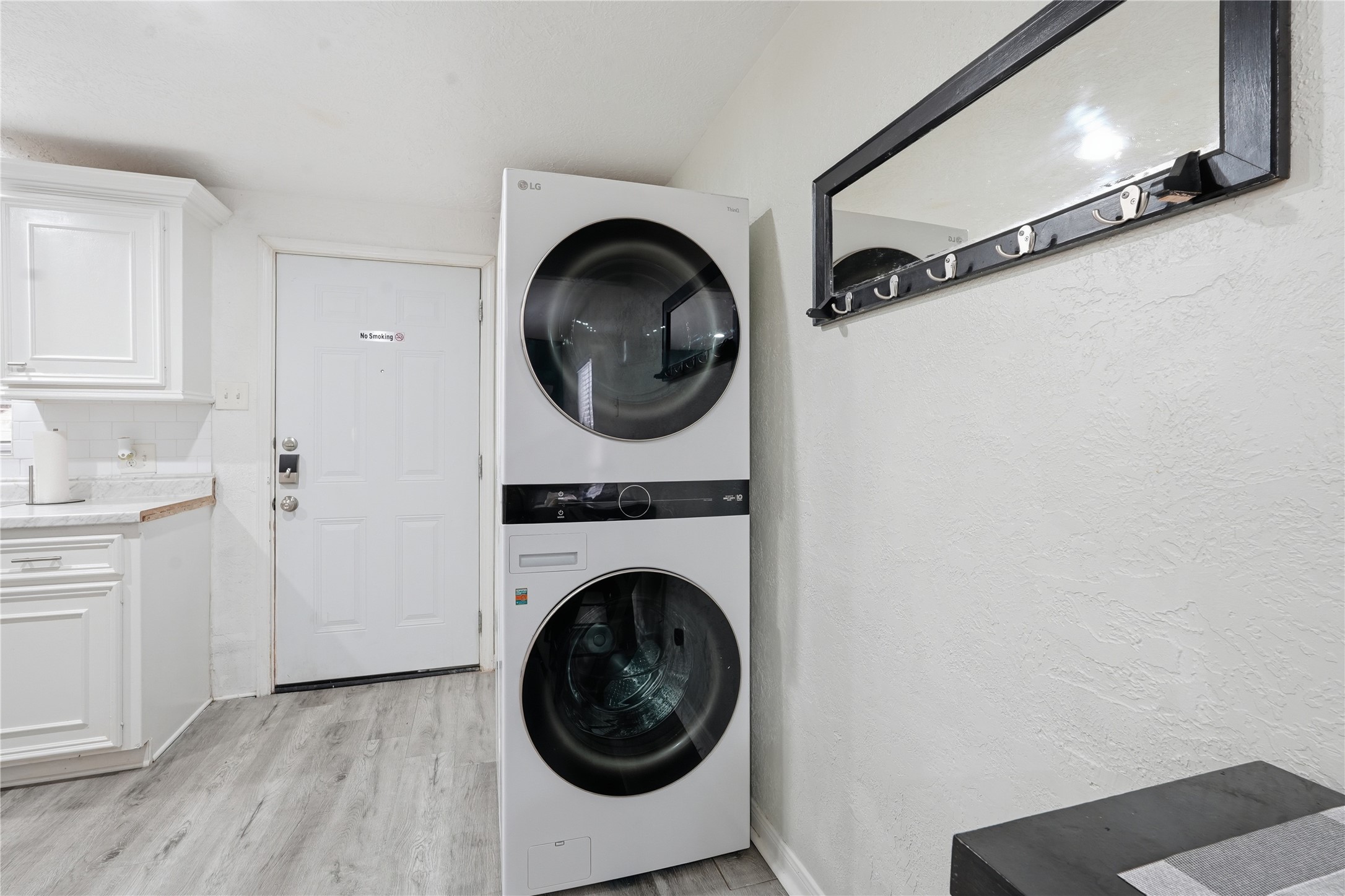 2620 Delafield Street C Property Photo 6
