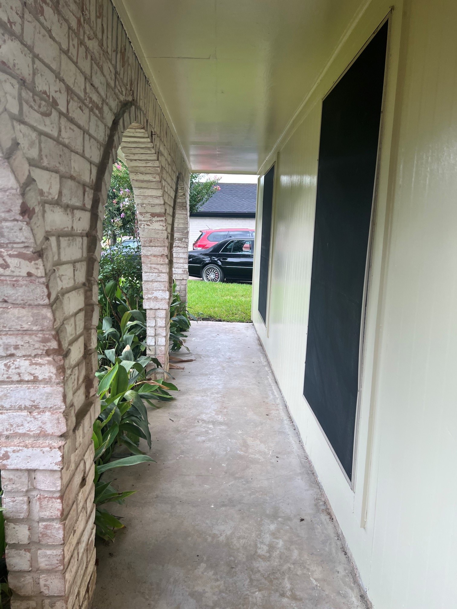 6742 Indian Lake Drive Property Photo 3