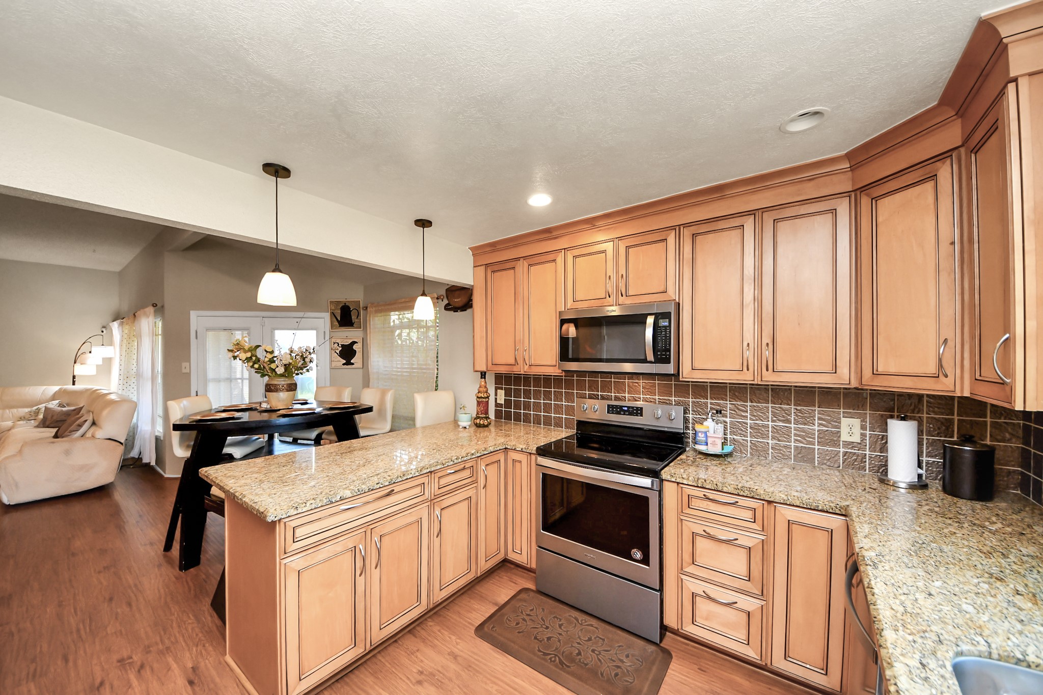 2455 Edgedale Drive Property Photo 12