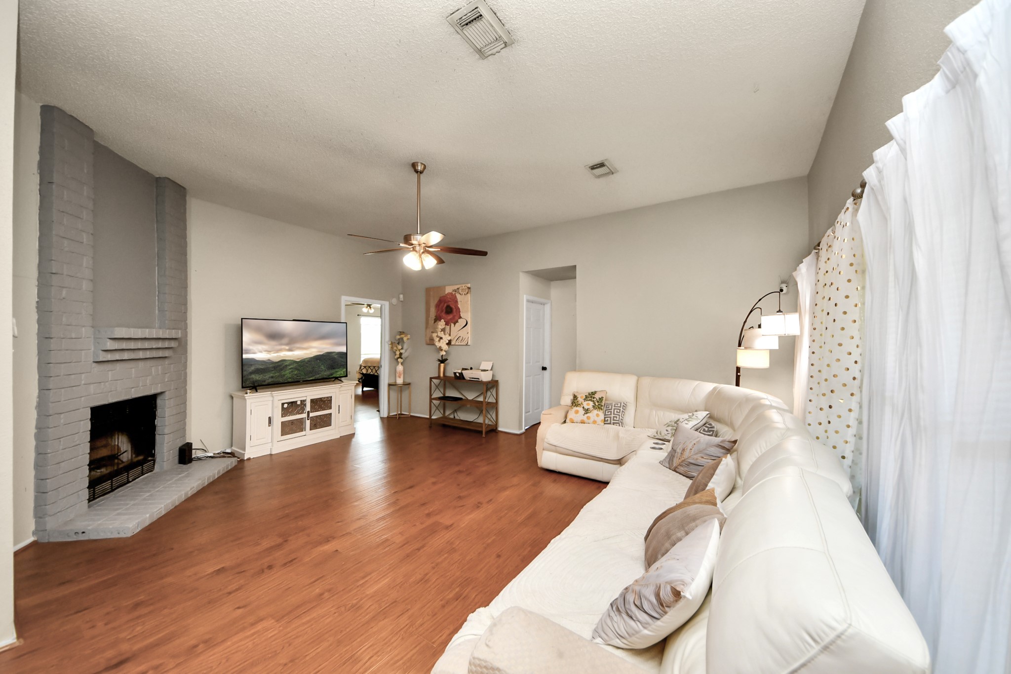 2455 Edgedale Drive Property Photo 18