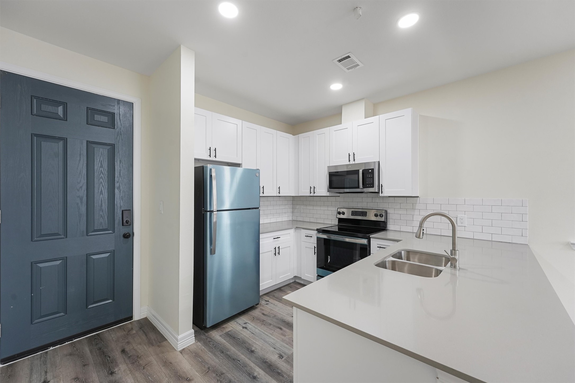 2130 Aldine Mail Route Road A101 Property Photo 2