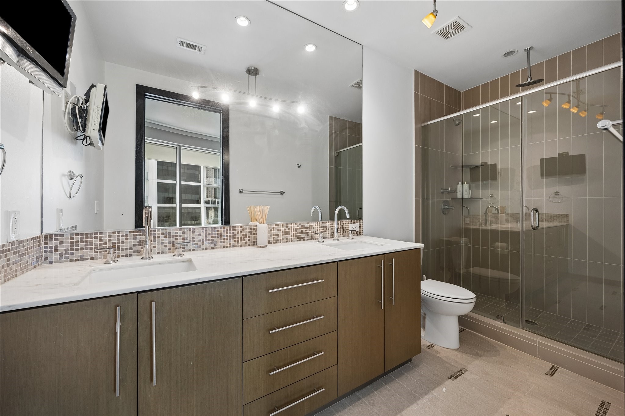 1600 Post Oak Boulevard 1007 Property Photo 11