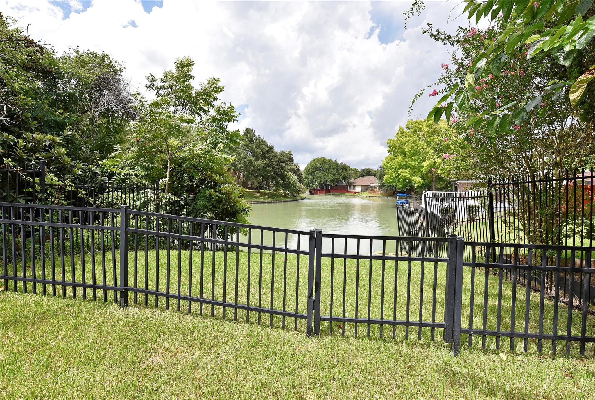 1110 Lake Estates Drive, Sugar Land Tx 77498 Property Photo 46