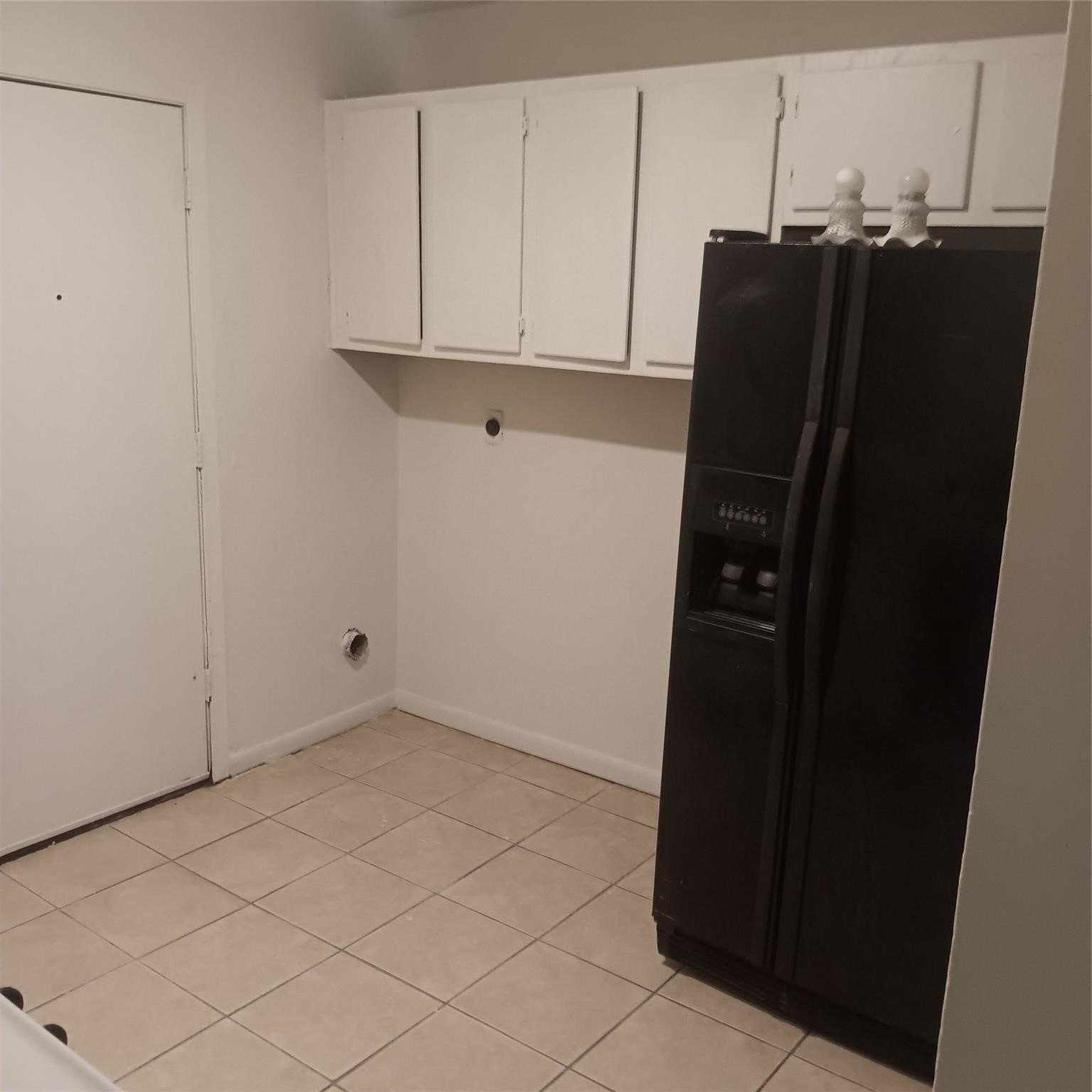 521 Ferguson Street B2 Property Photo 5